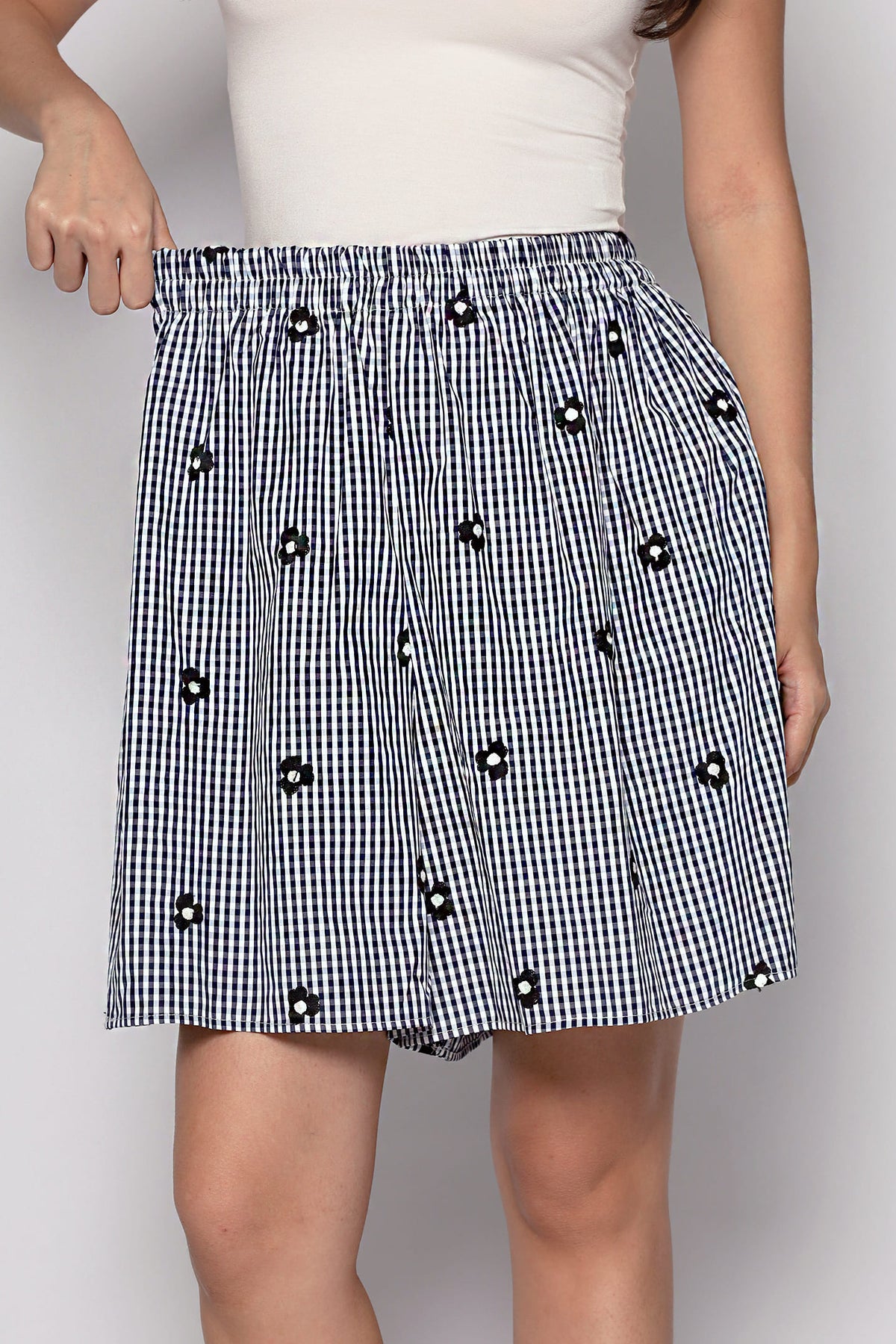 Ari Shorts in Picnic Bloom