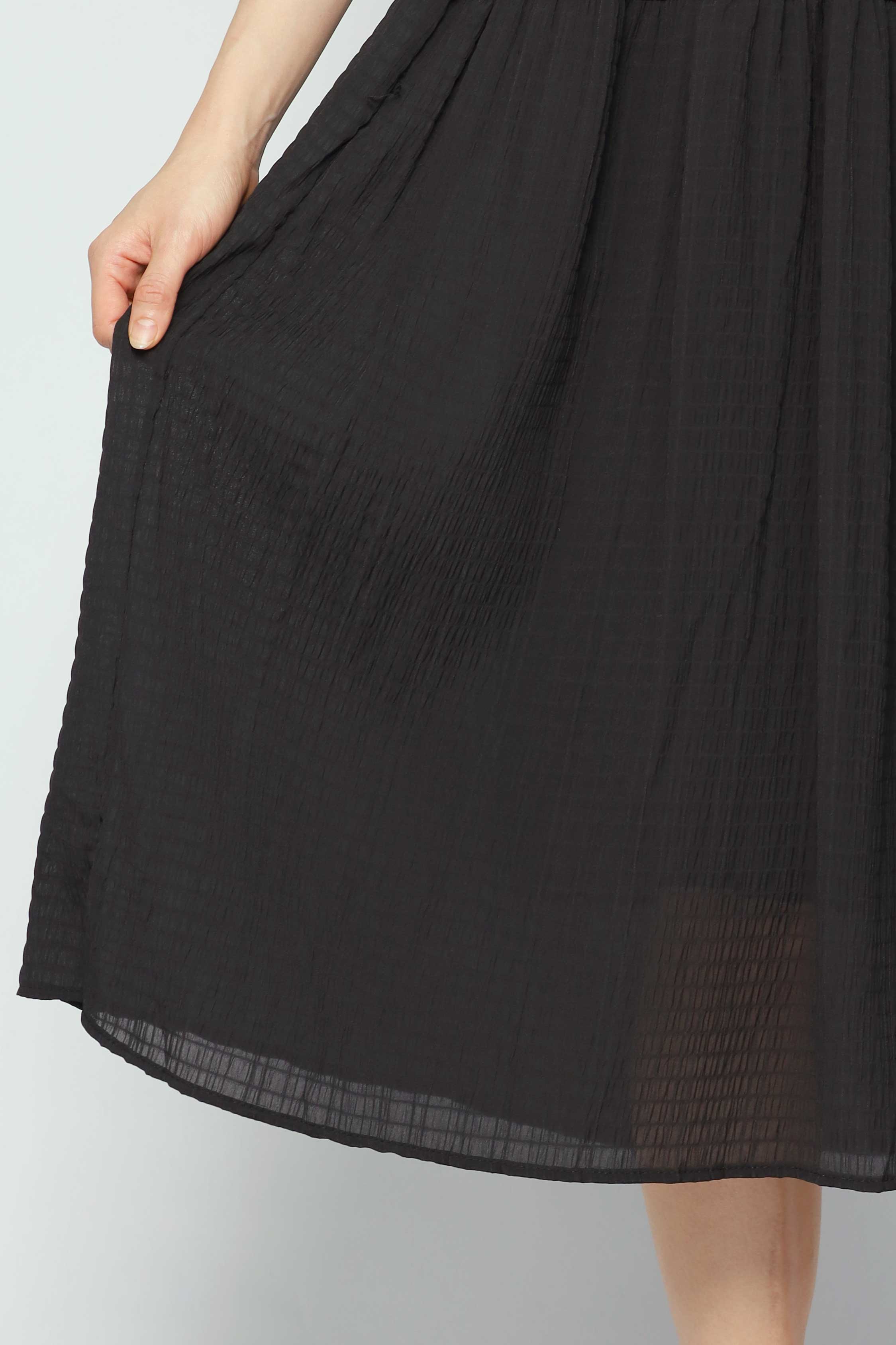 Backorders Astha Dress in Black