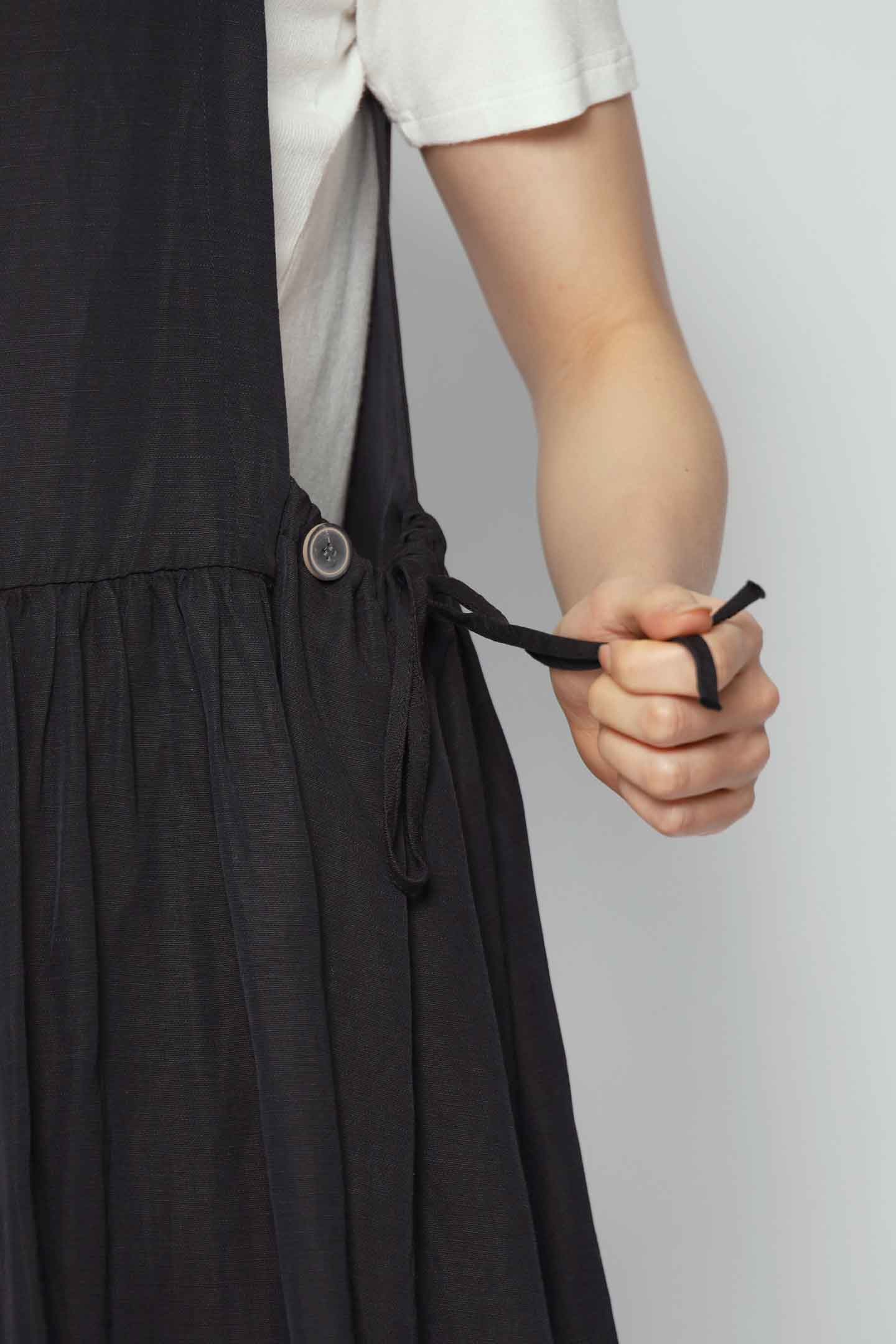 Bingbing Pinafore Dress in Black