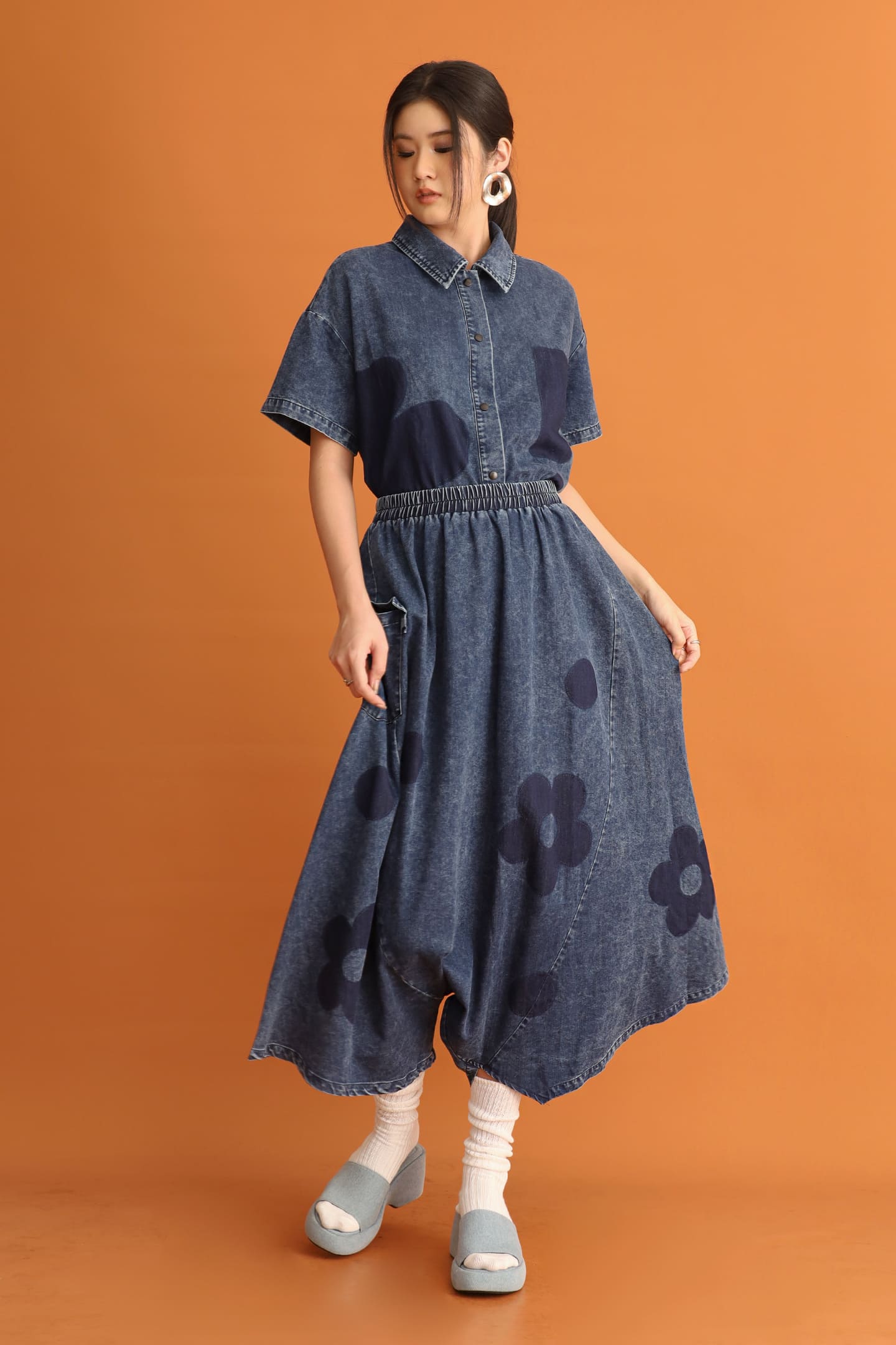 CHOSEN - Denim Bloom Pants in Blue