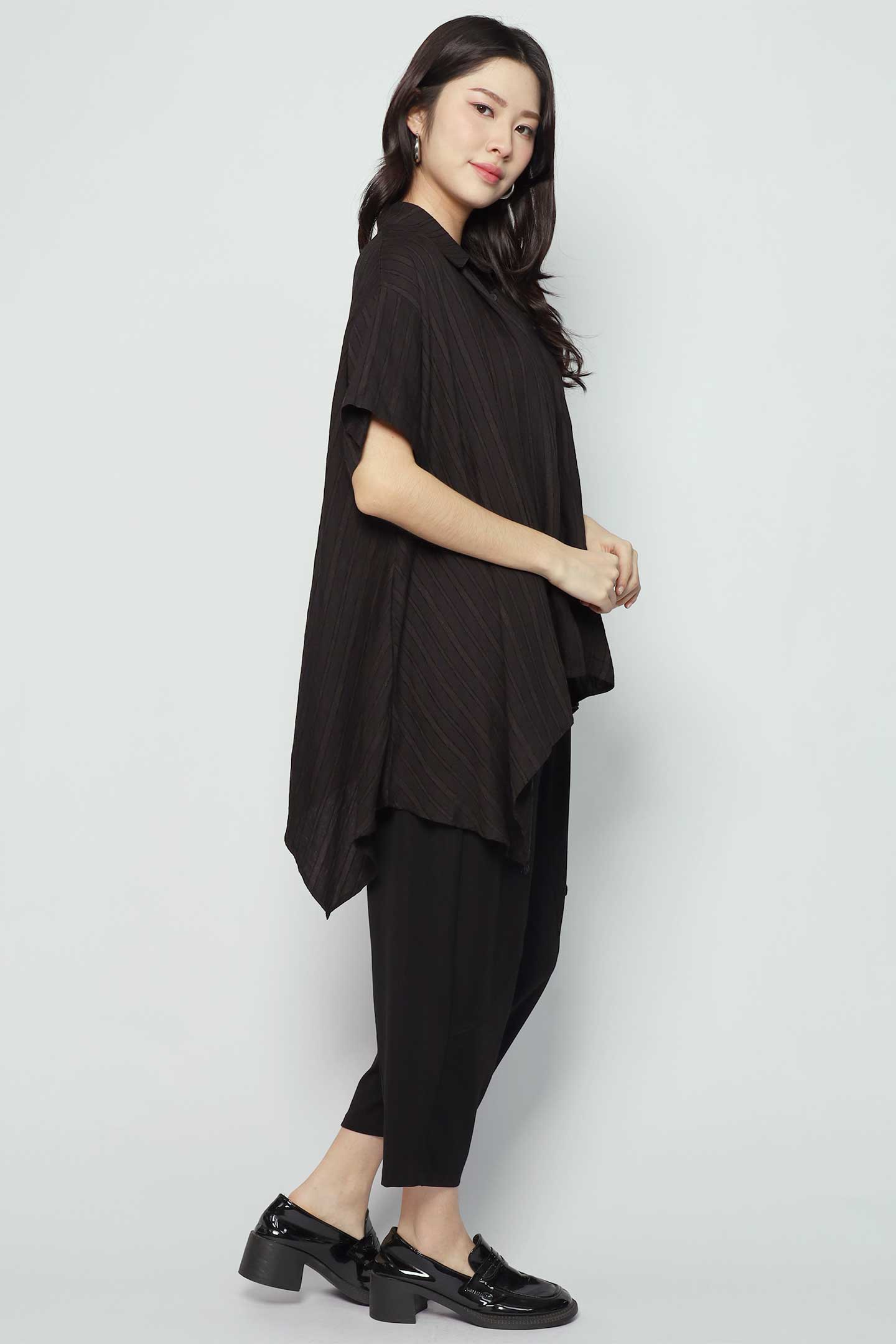 Callie Fishtail Top in Black