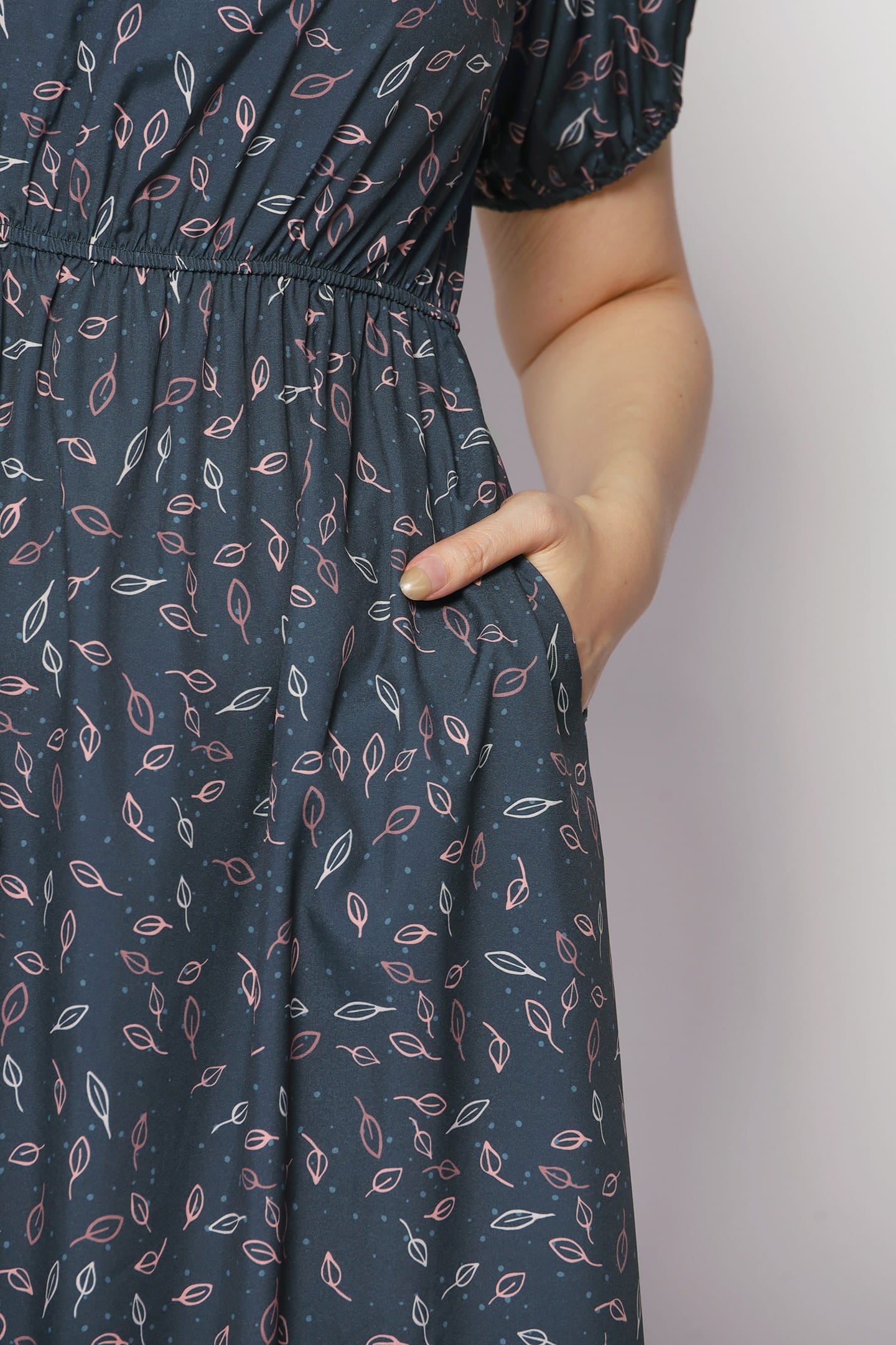 Camy Dress in Leaflet