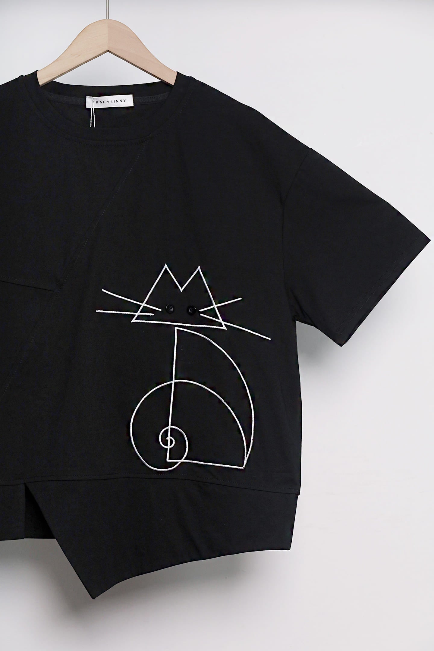 Easy by TE - Cat Outline Boxy Top