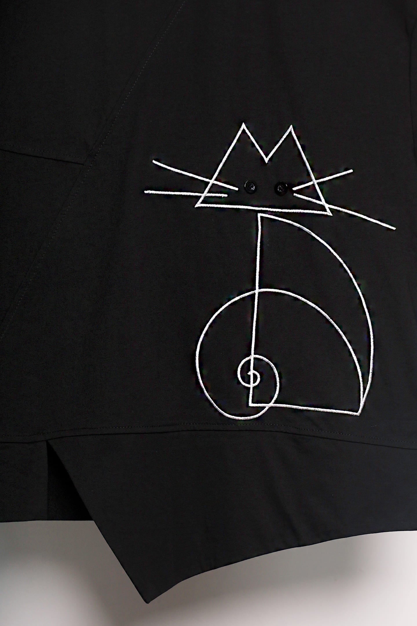 Easy by TE - Cat Outline Boxy Top
