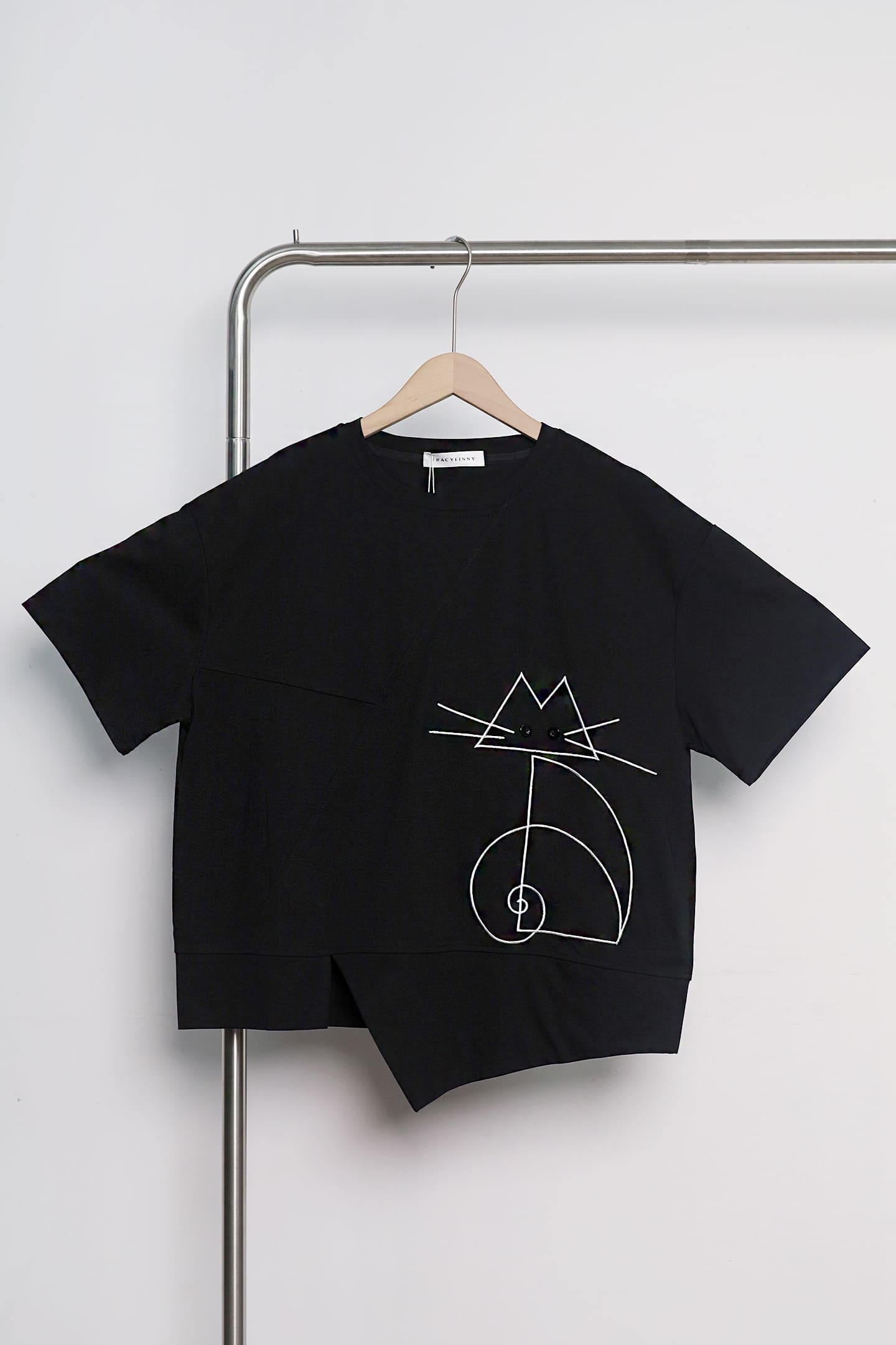 Easy by TE - Cat Outline Boxy Top