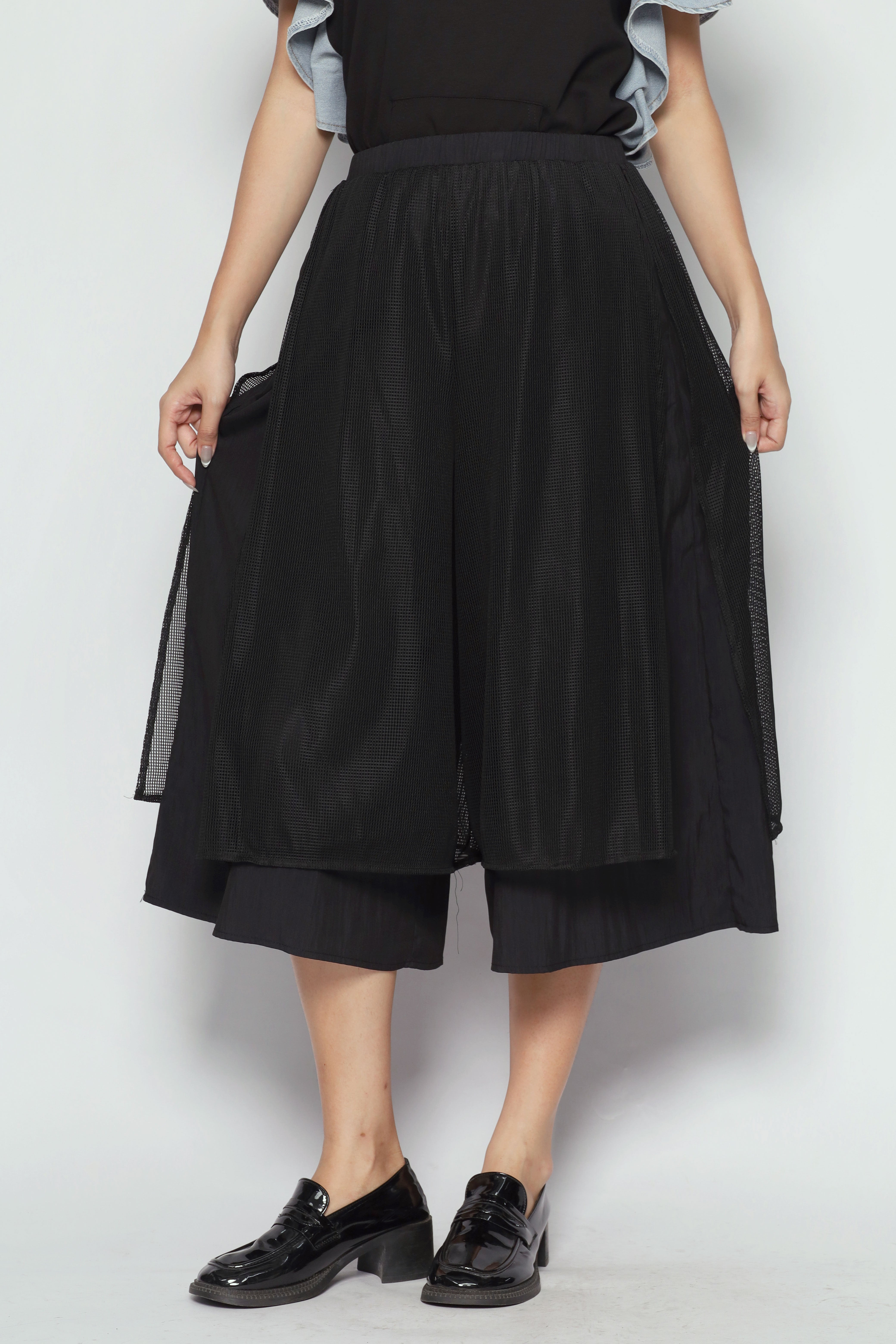 Cephas Netted Culottes in Black