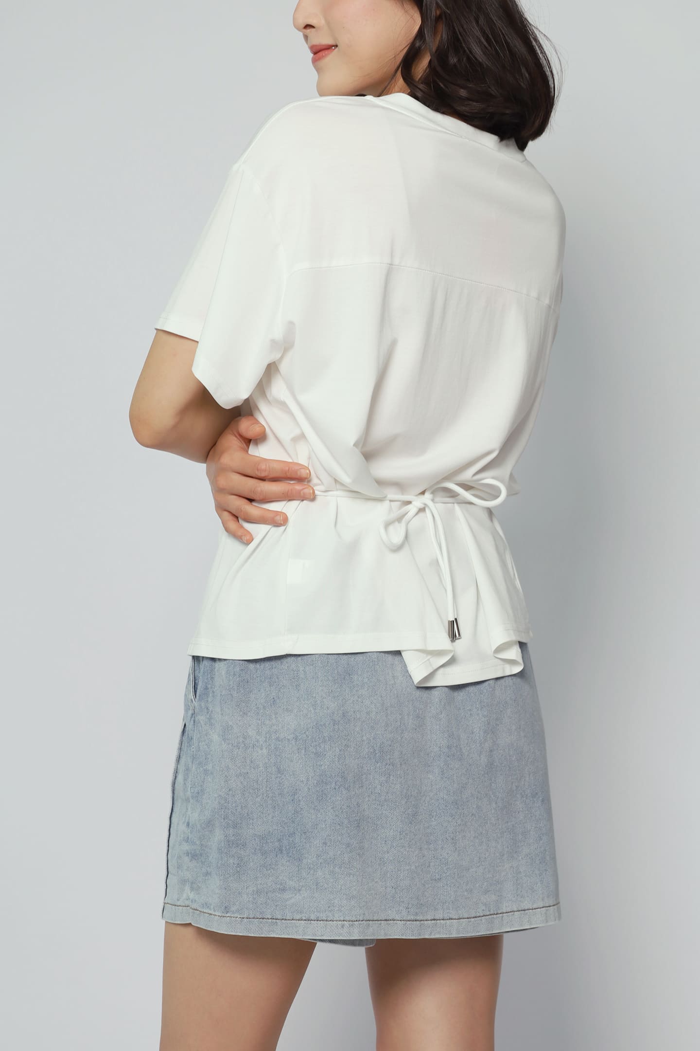 Easy By TE - Chiyo Multi Way Top in White