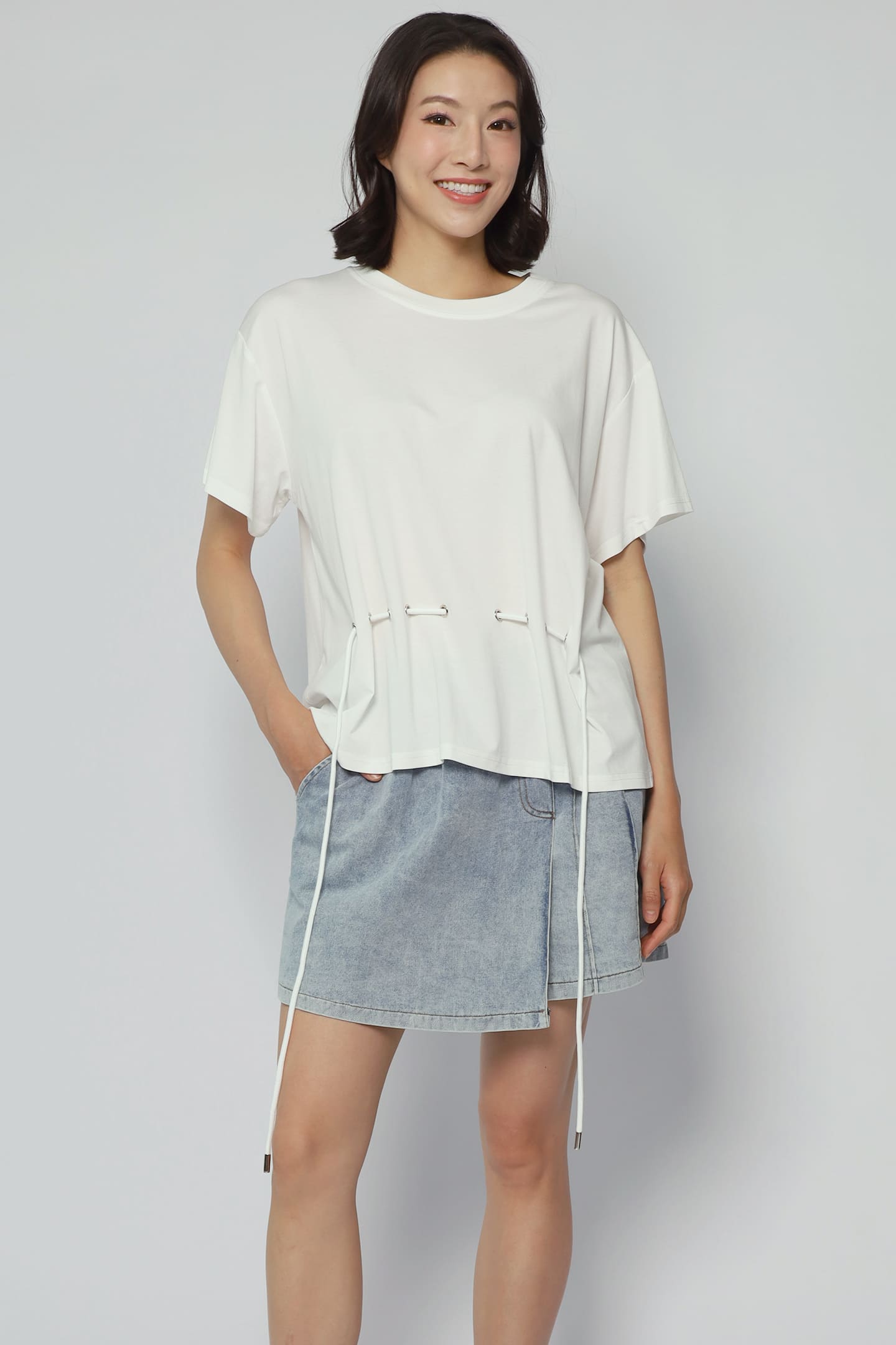 Easy By TE - Chiyo Multi Way Top in White