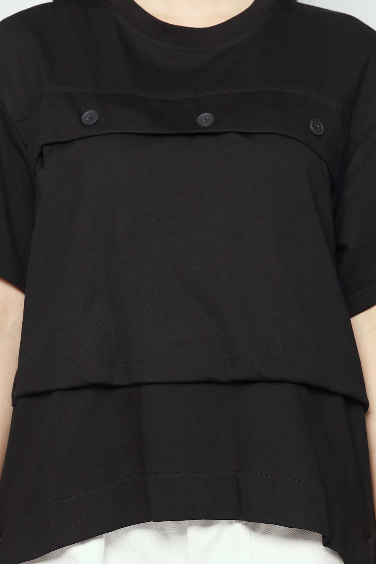 Backorders Clio Button High Low Top