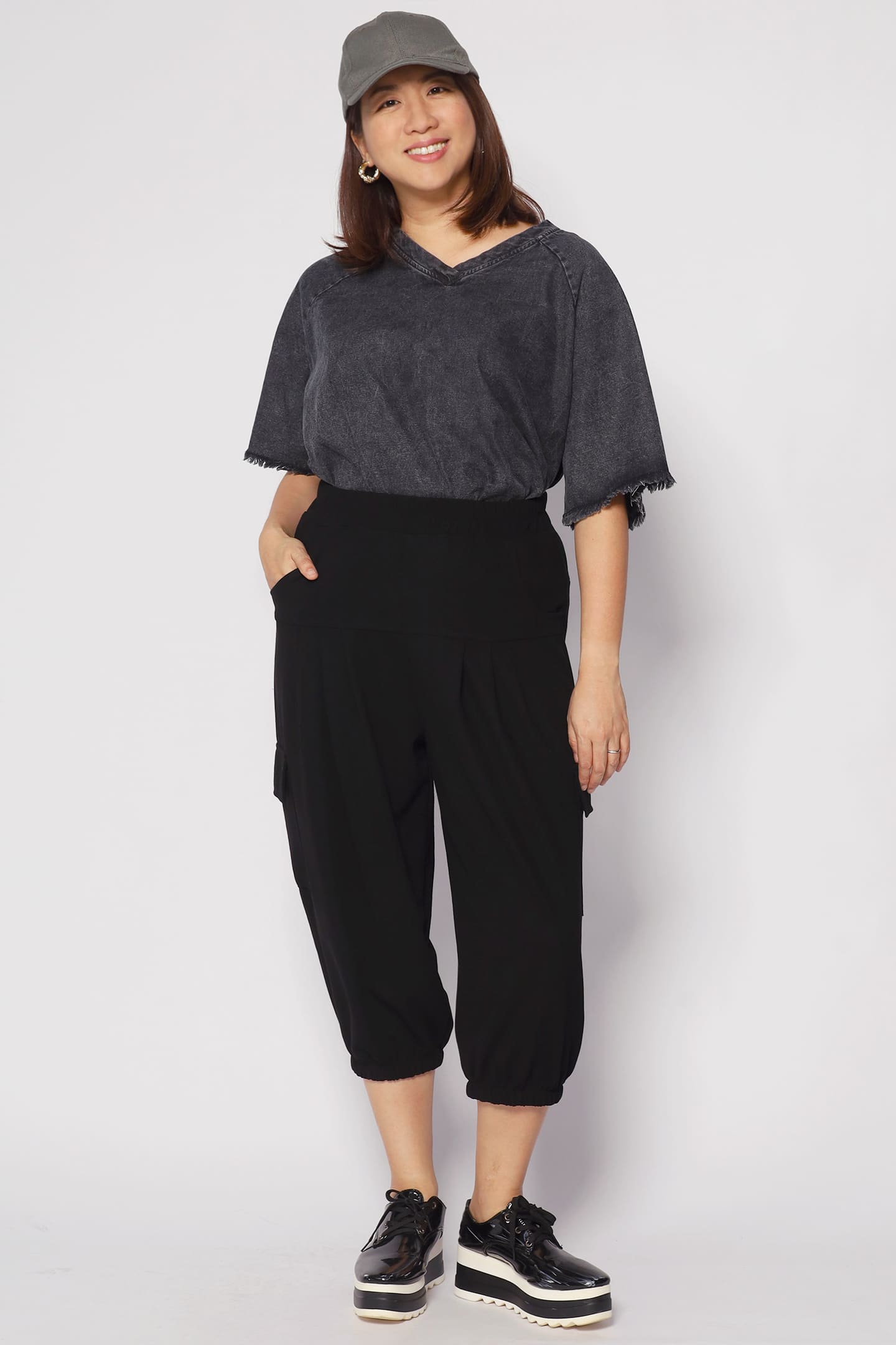 Damian Cargo Pants in Black