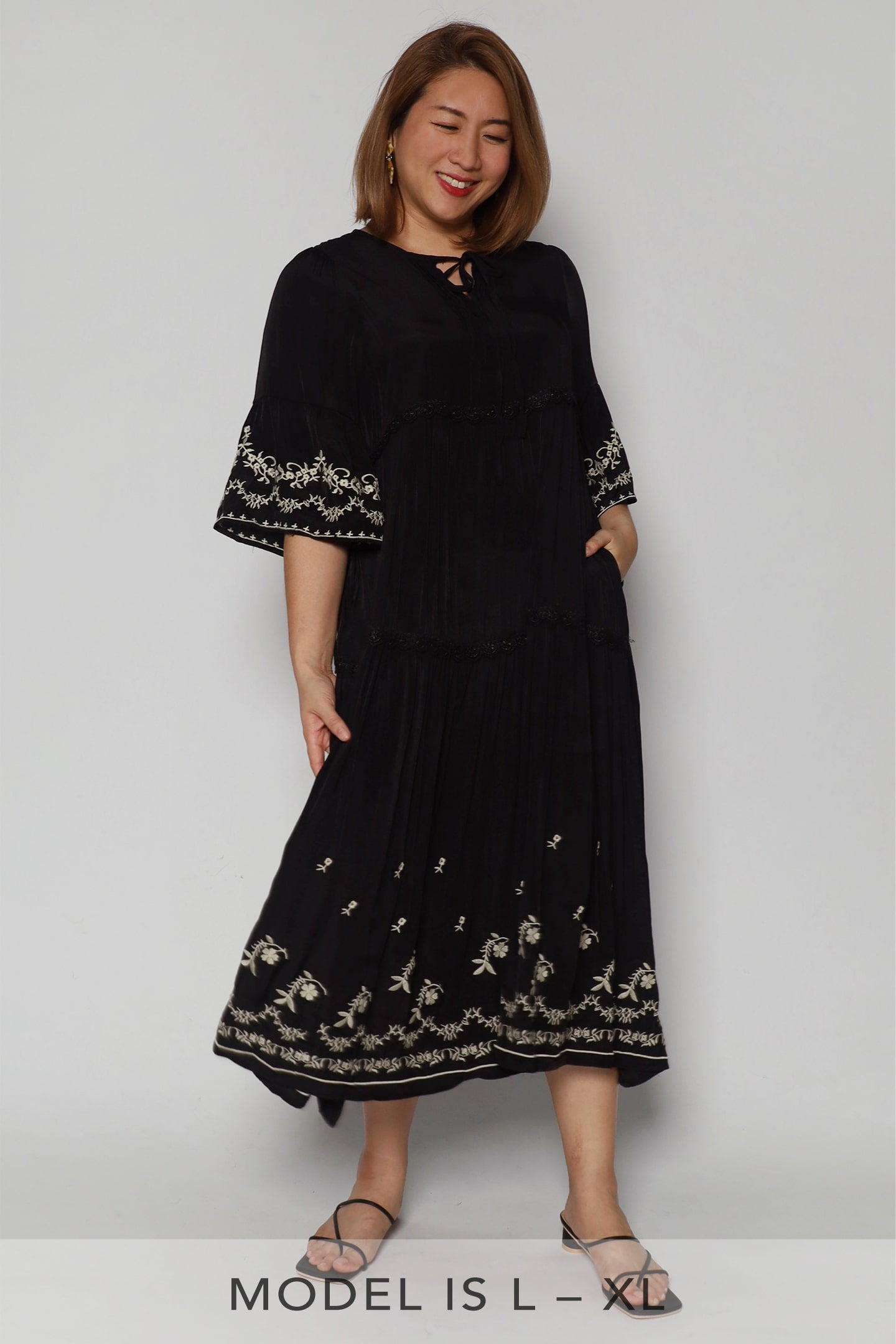 Dana Embroidery Dress