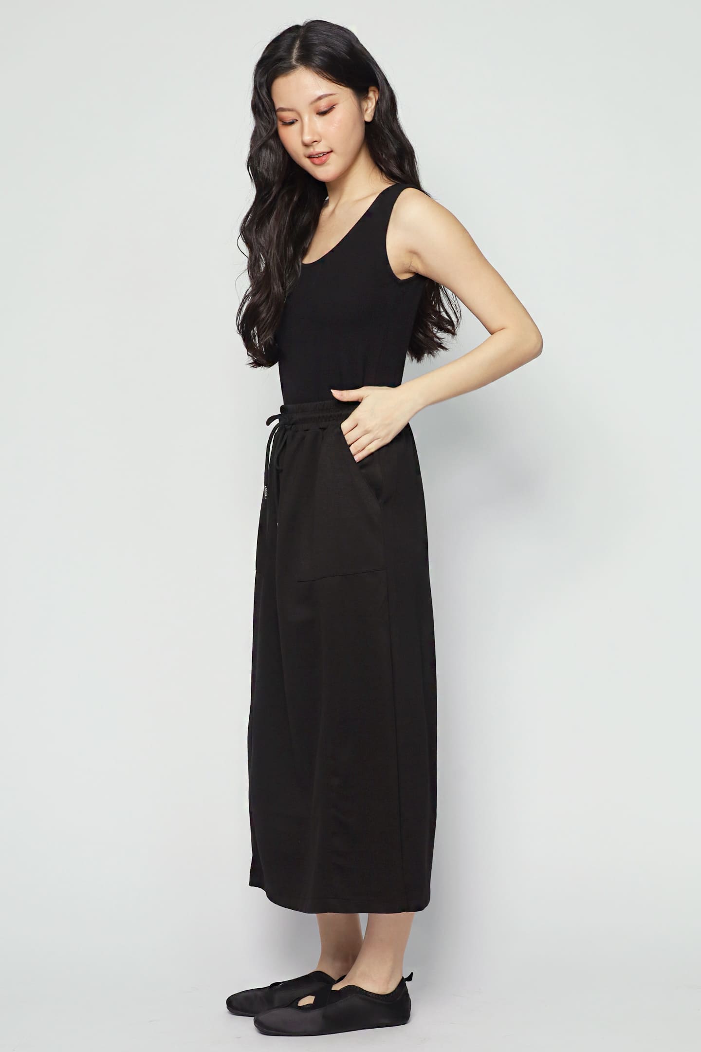 JOY - Day To Night Skirt in Black