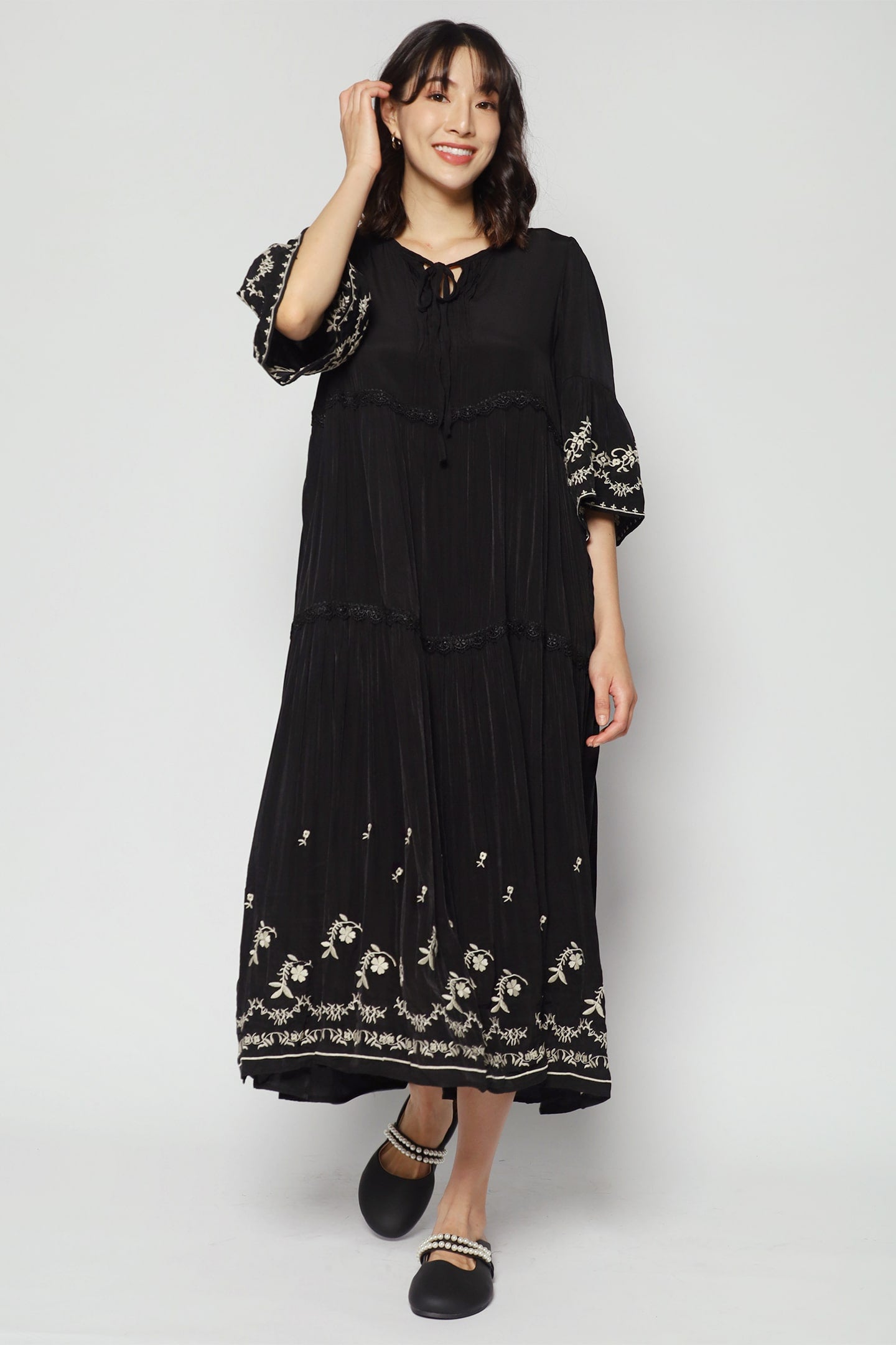Dana Embroidery Dress