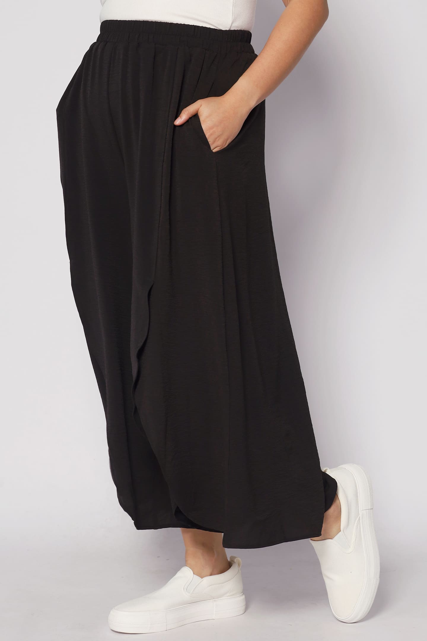 Backorders Destiny Flare Pants in Black