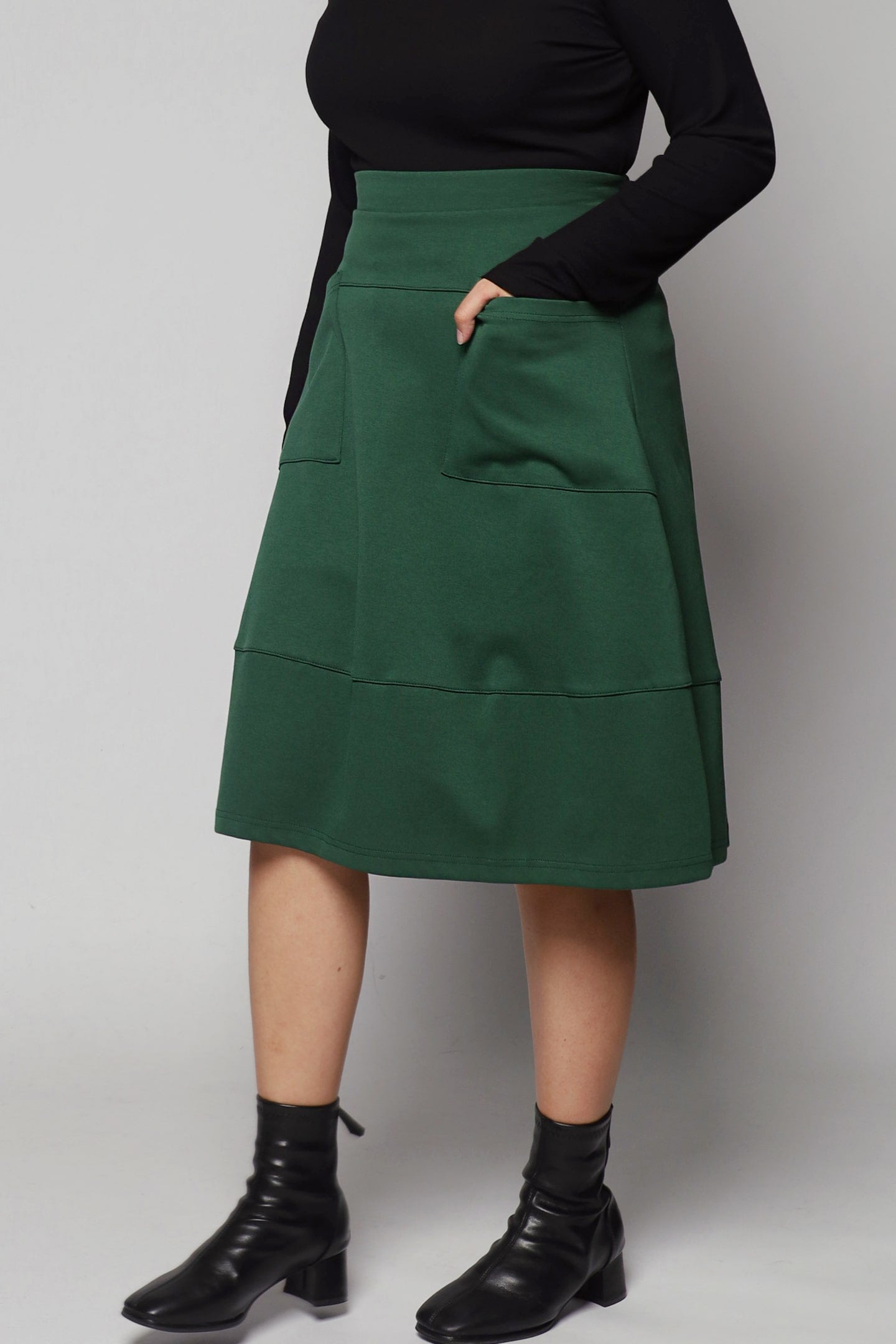 Ebenezer Skirt in Green