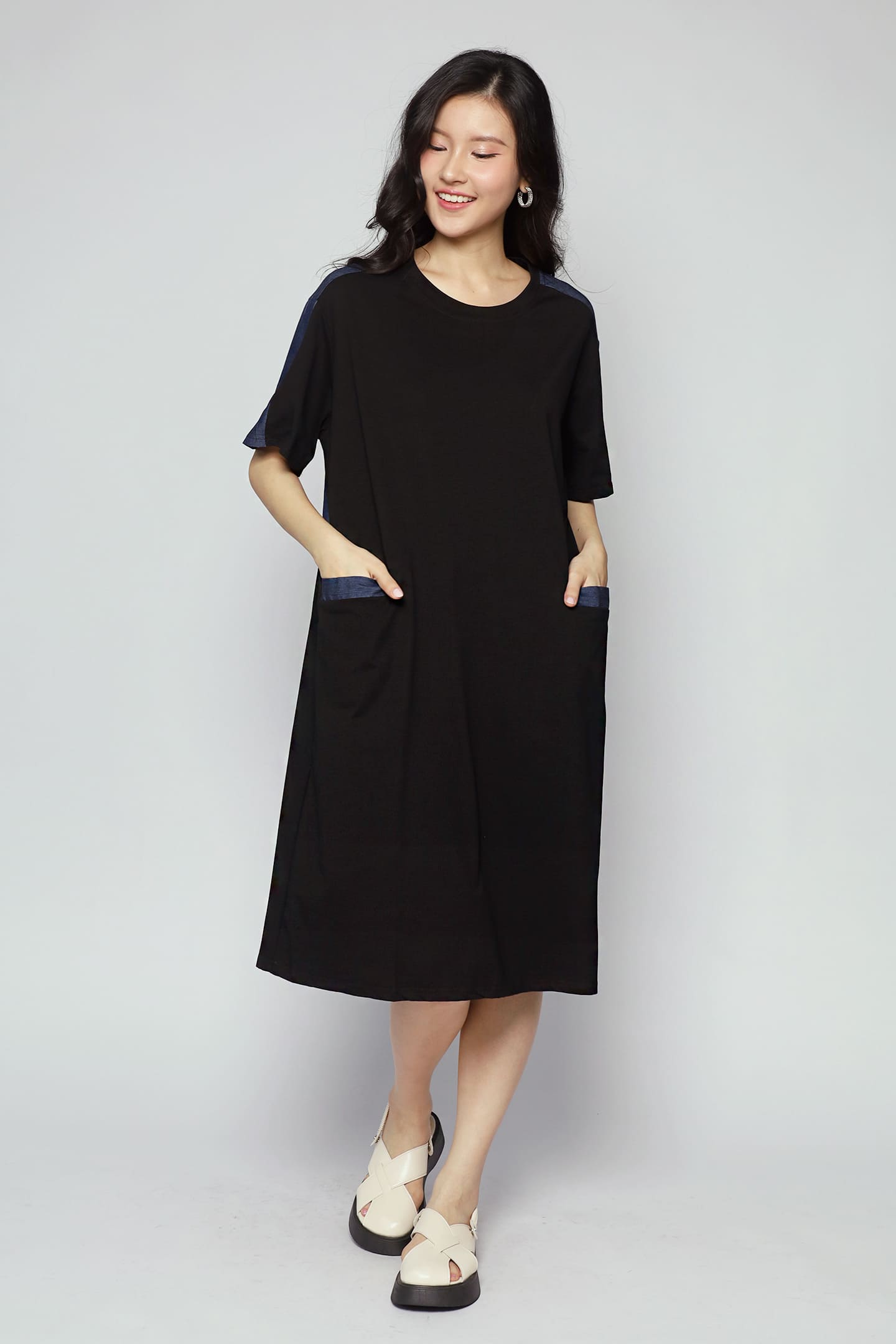 Backorder Ela Dress in Black