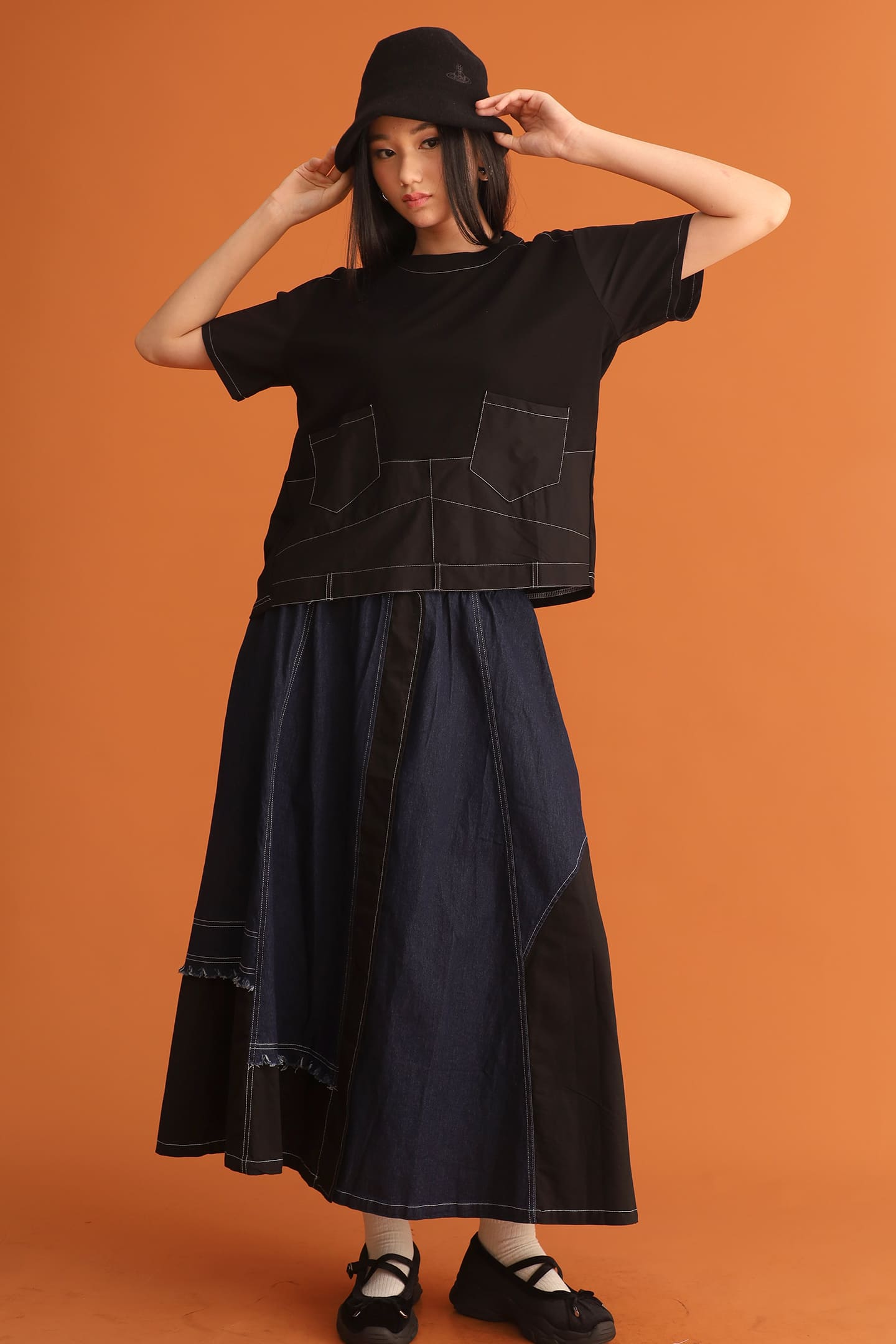 CHOSEN - Elias Pocket Trimming Top in Black