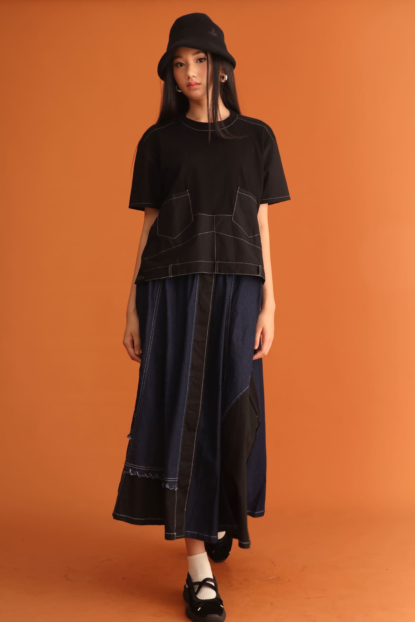 CHOSEN - Elias Pocket Trimming Top in Black