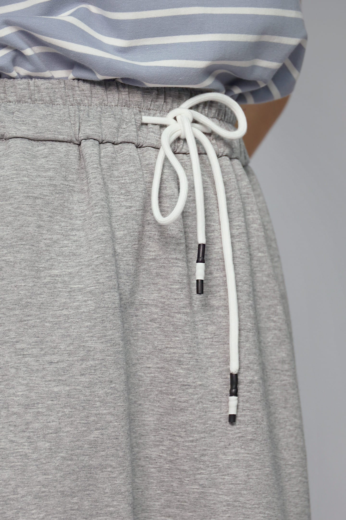 JOY - Flux Stripes Cargo Skirt in Grey