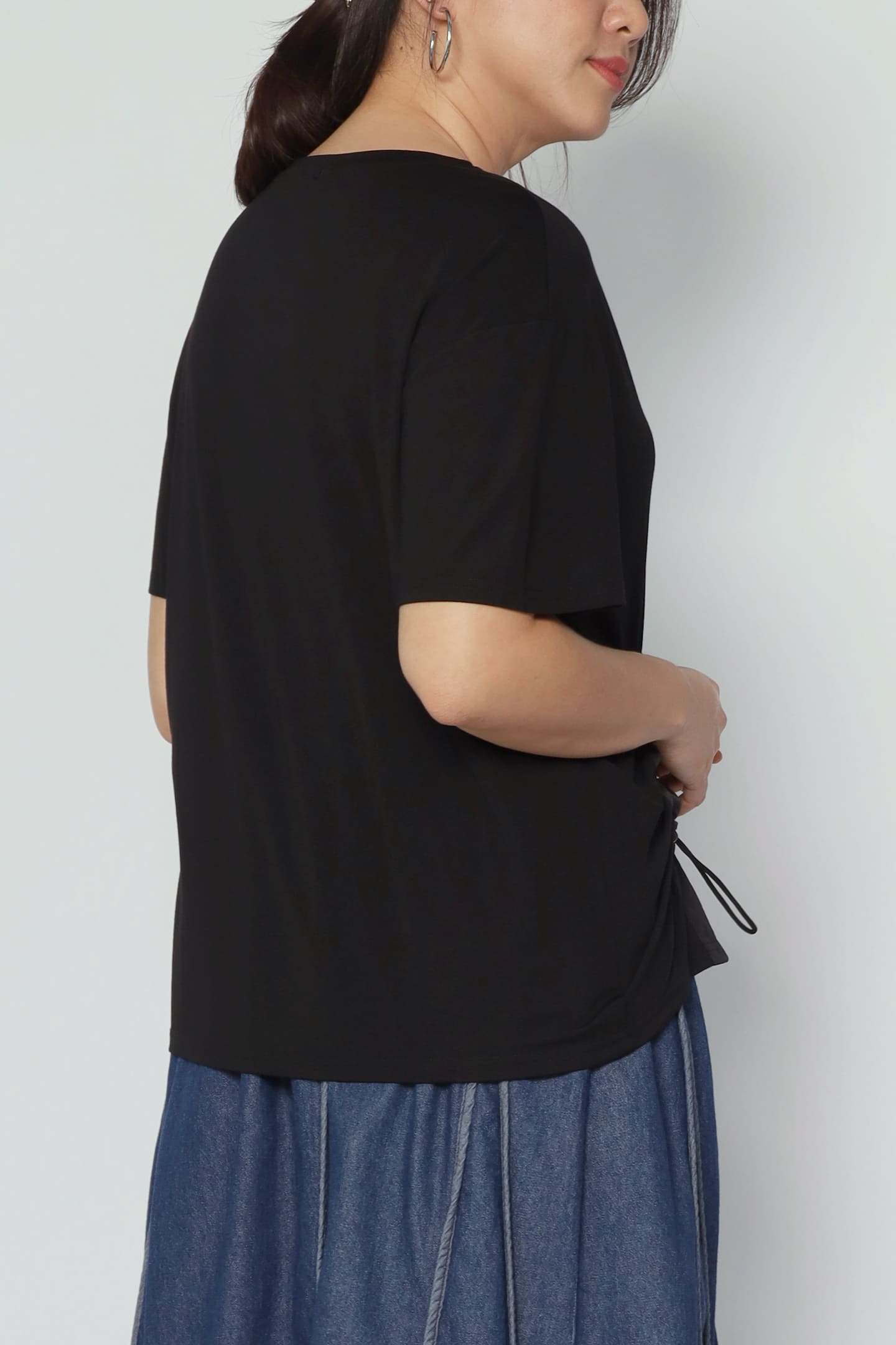 Backorders Easy By TE - Goob Asymmetrical Pocket Top in Black