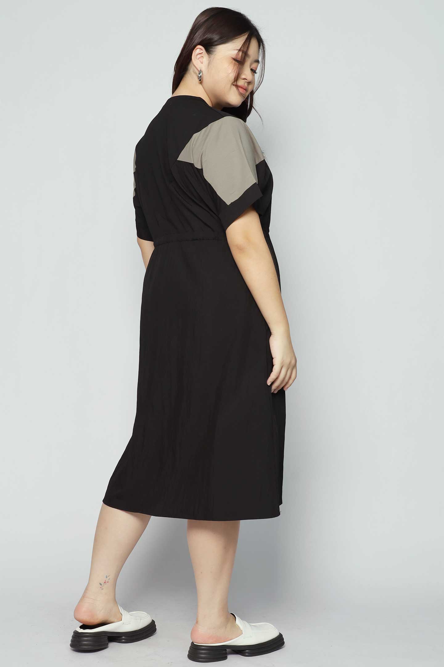 Grayson Drawstring Dress in Black
