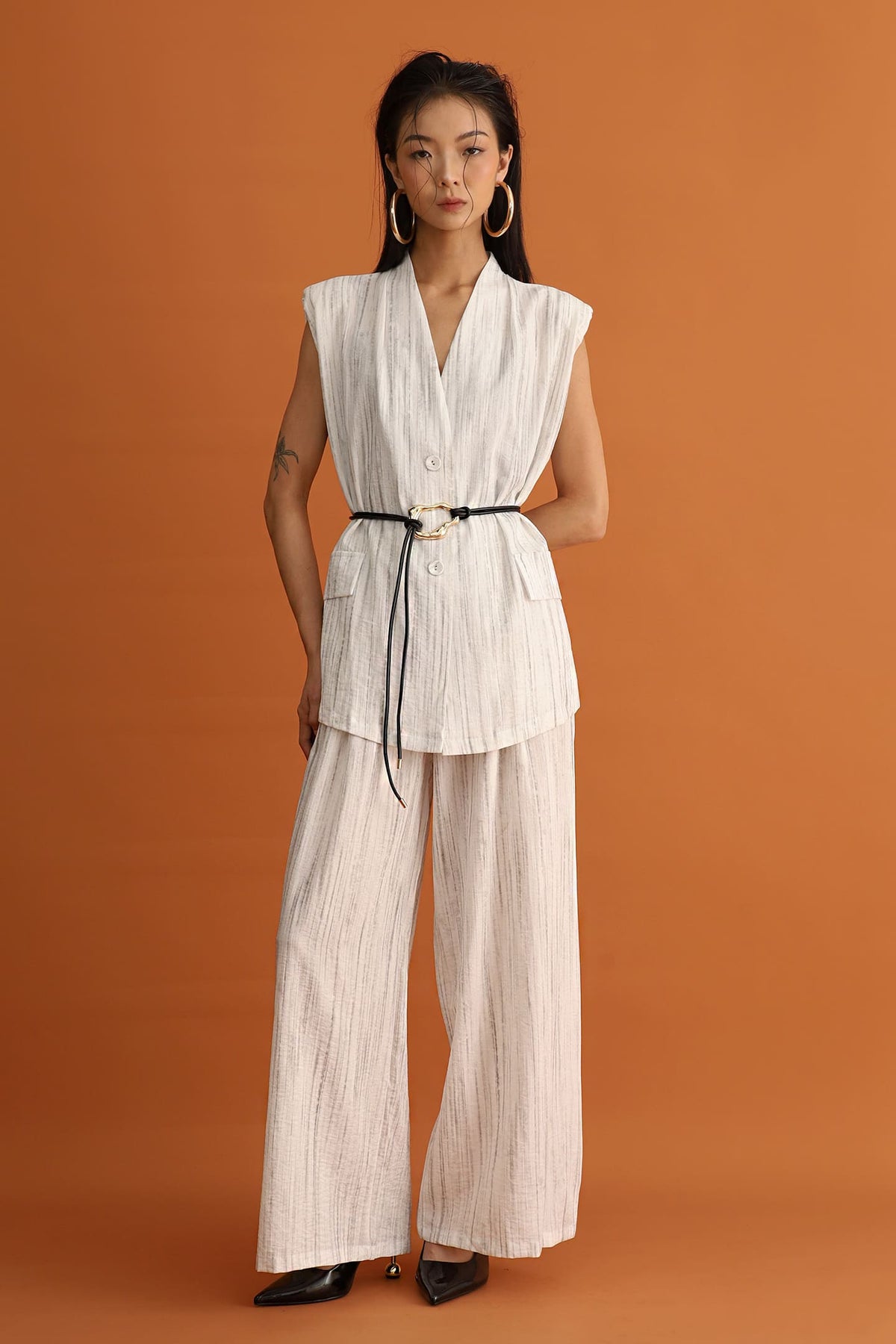 CHOSEN - Kaze Pinstripe Pants