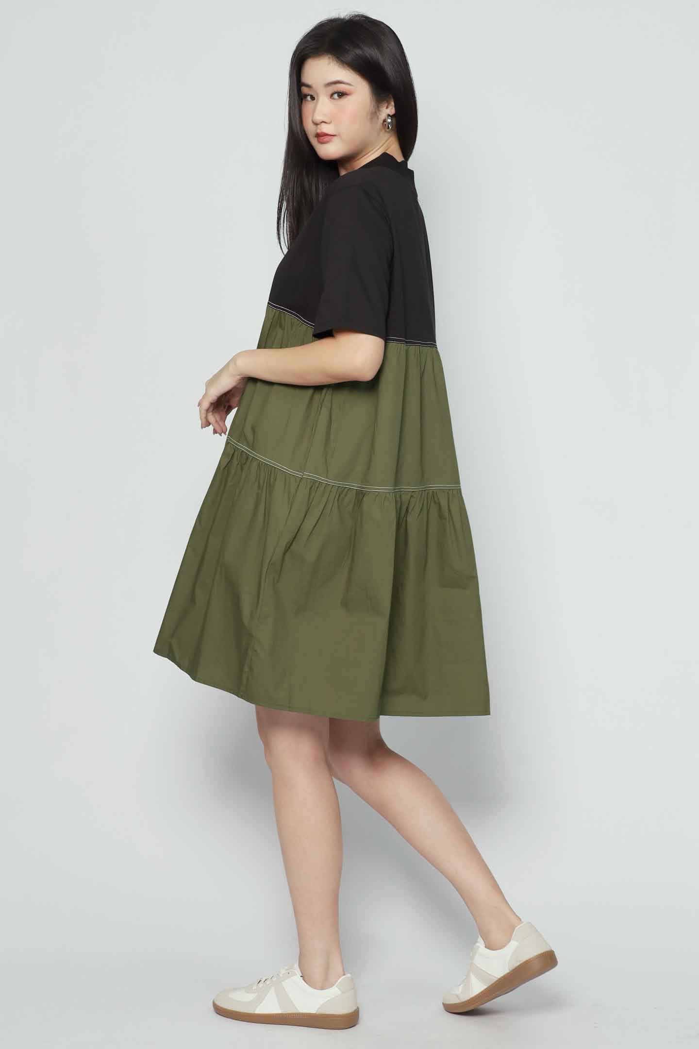 Hendrix Dress in Black Green