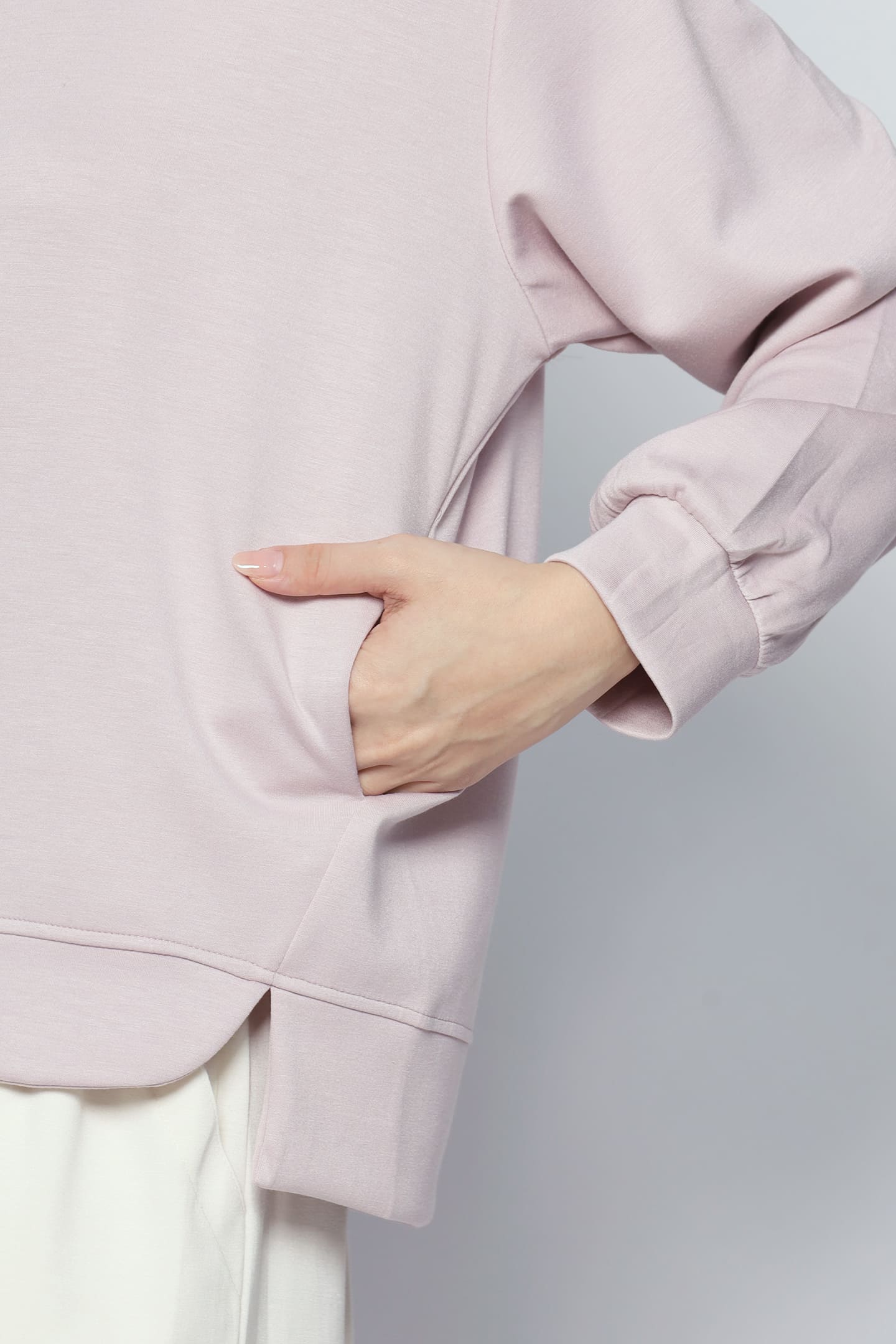 JOY - Holiday Mode Pullover in Pink