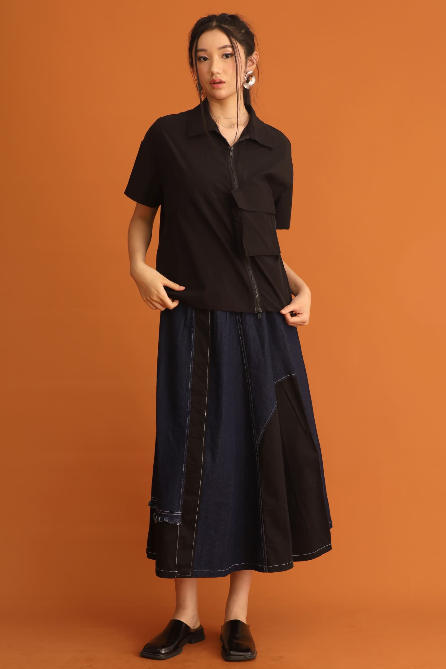CHOSEN - Hyojin Zipper Top in Black