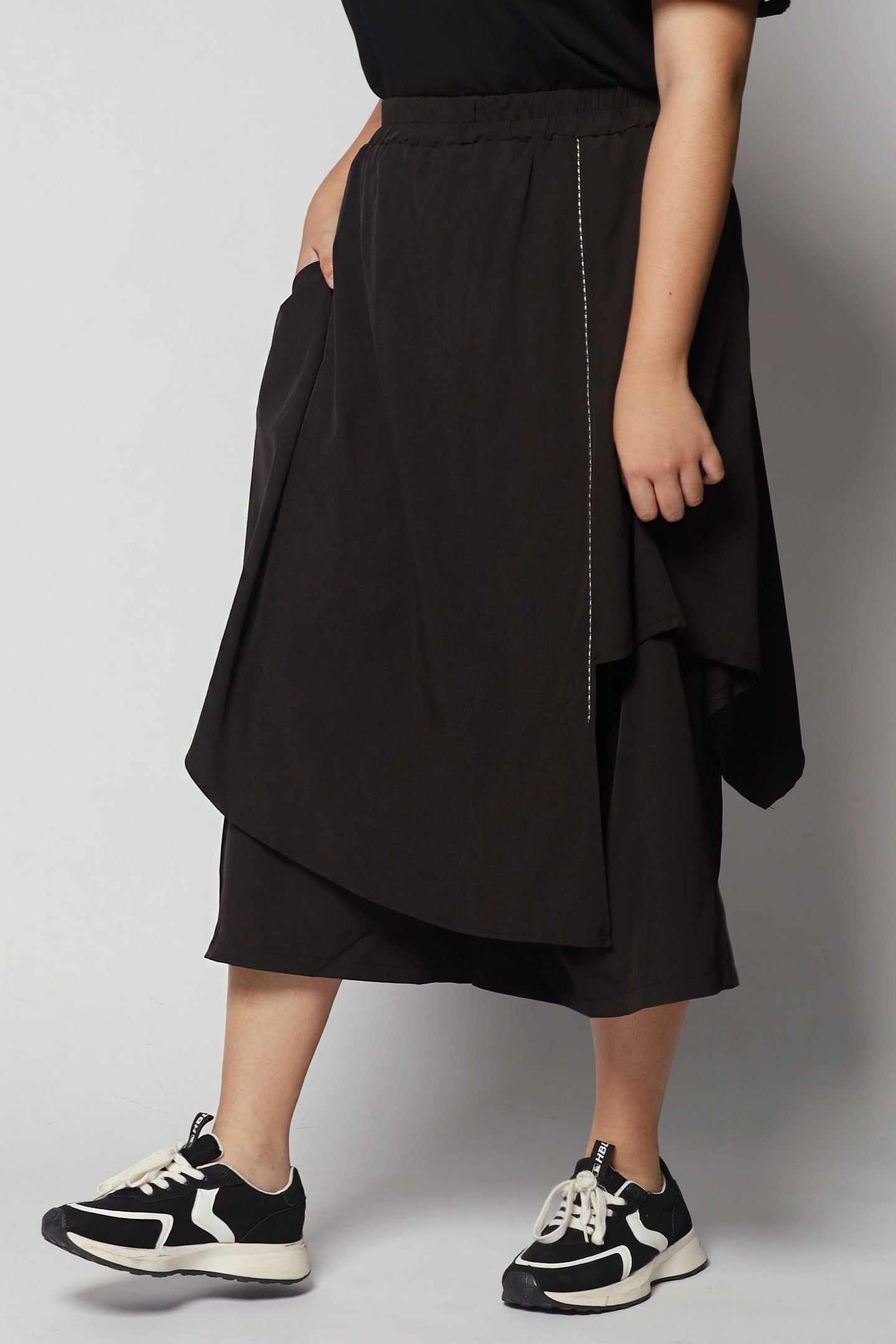 Paloma Culottes in Black