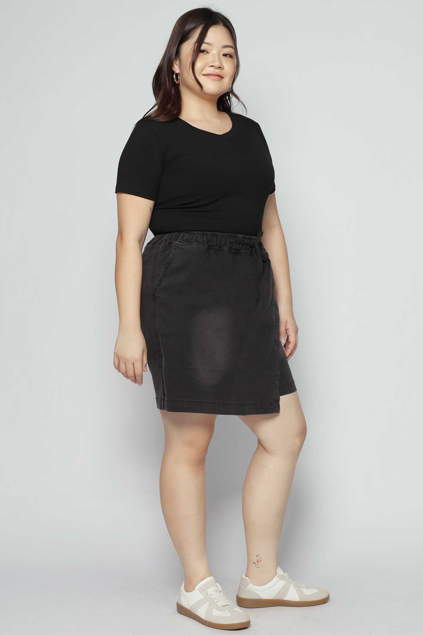 Backorders Jerilee Denim Skorts in Black