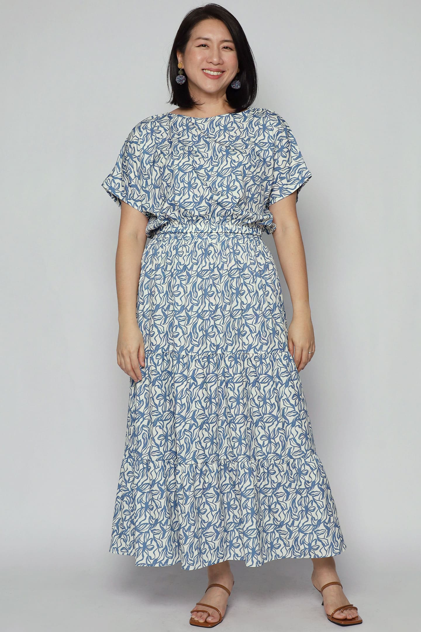 Jolin 2 in 1 Skirt Set in Blue Sketch