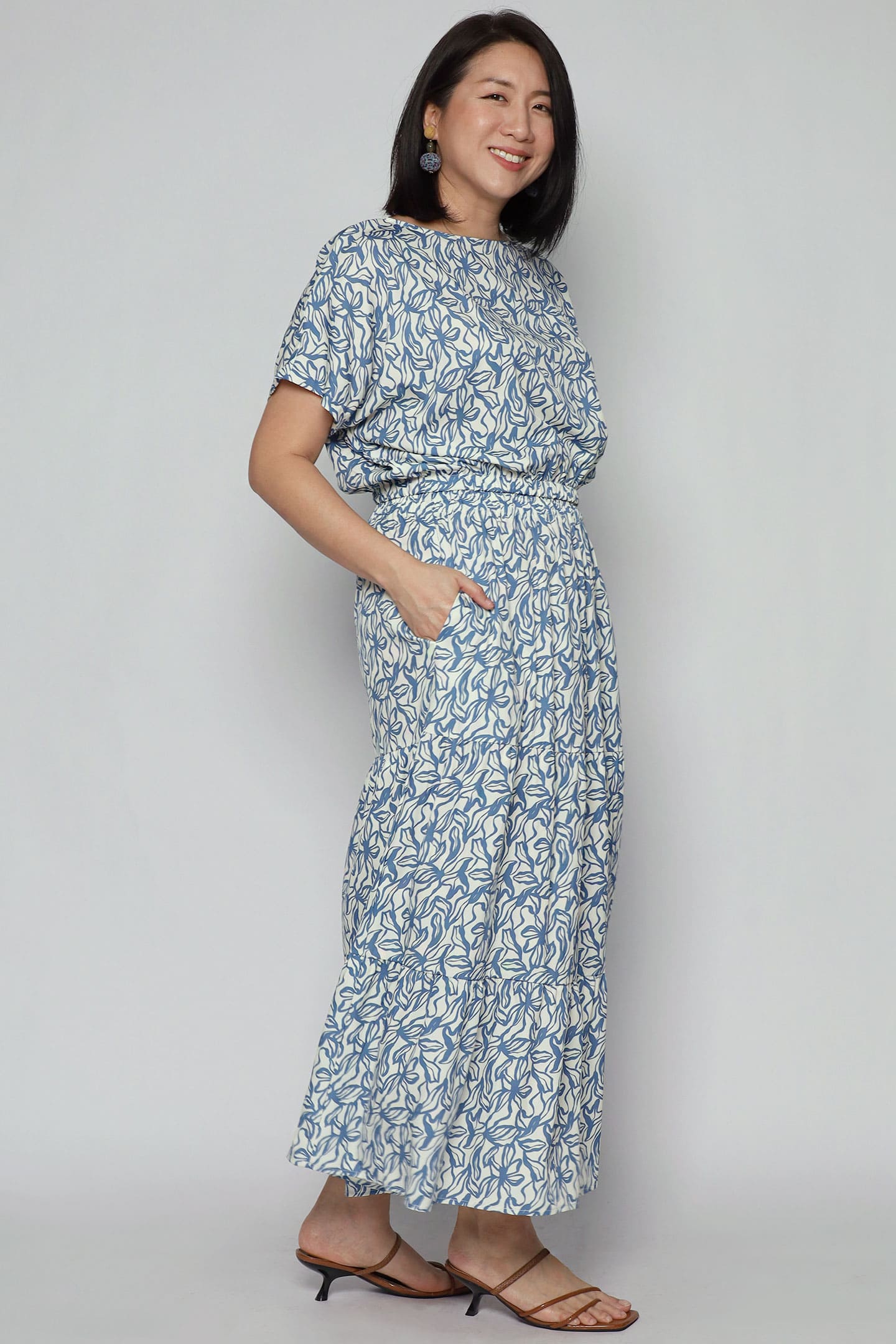 Jolin 2 in 1 Skirt Set in Blue Sketch