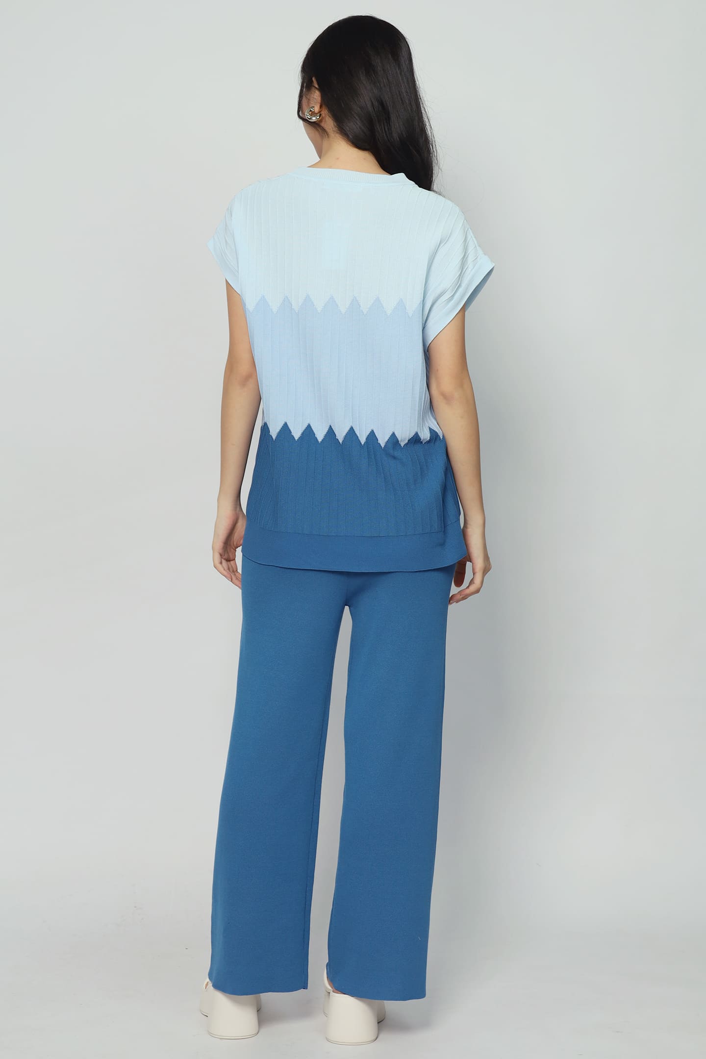 Backorders Julia Knit Gradient 2 in 1 Knit Top and Pants Set