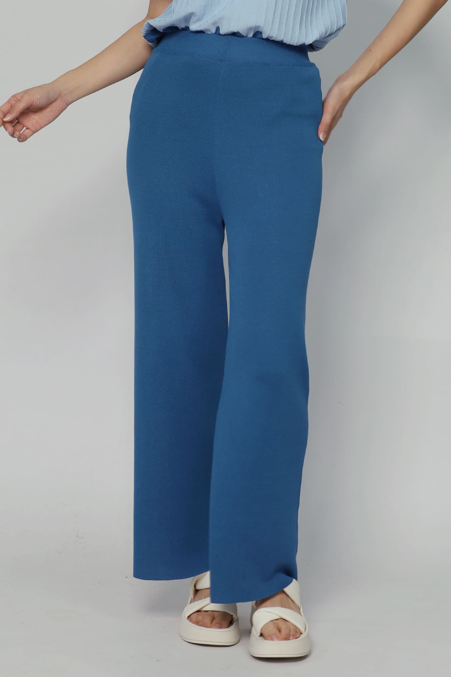 Backorders Julia Knit Gradient 2 in 1 Knit Top and Pants Set