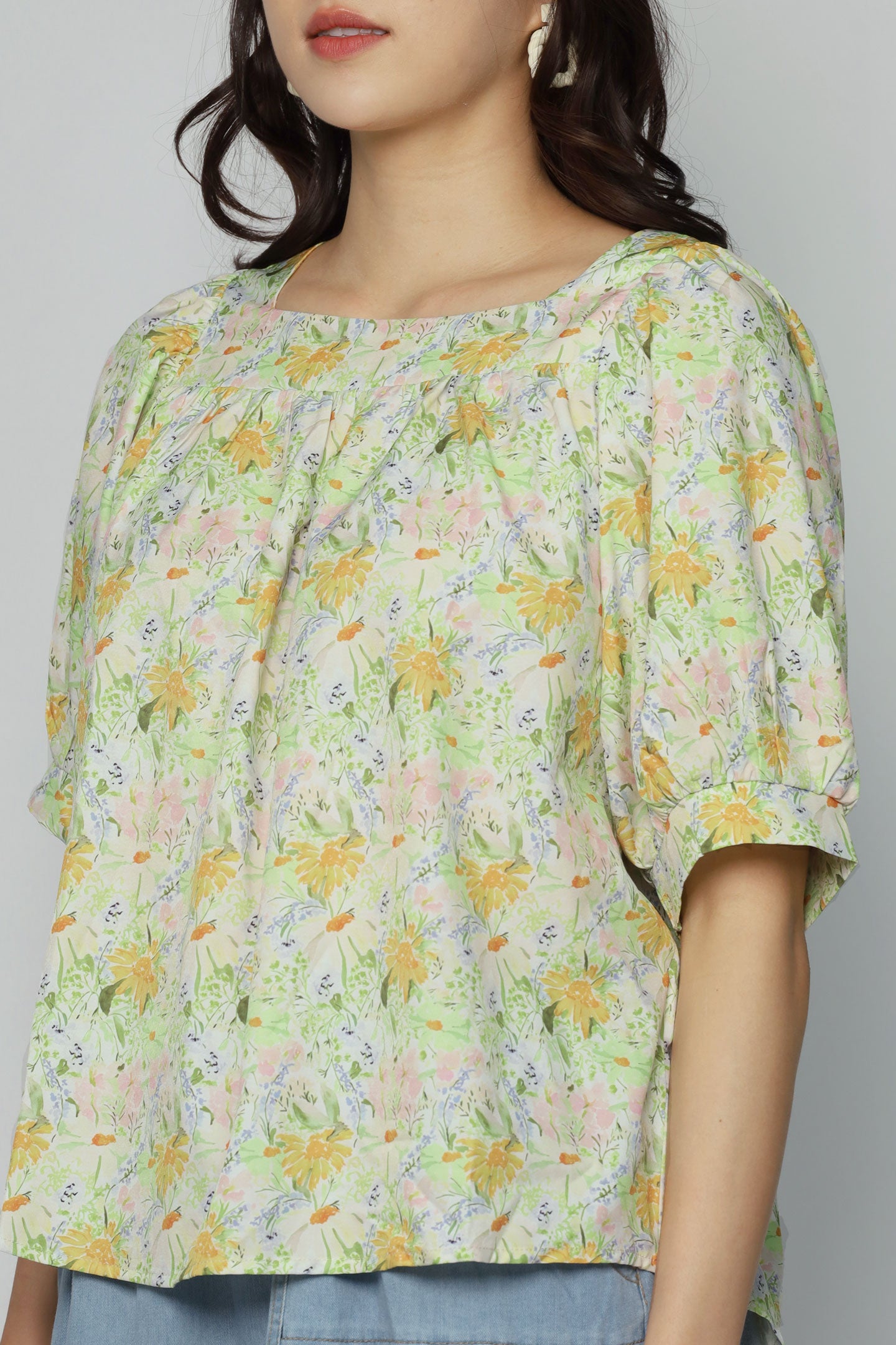Kaylene Top in Sweet Courtyard