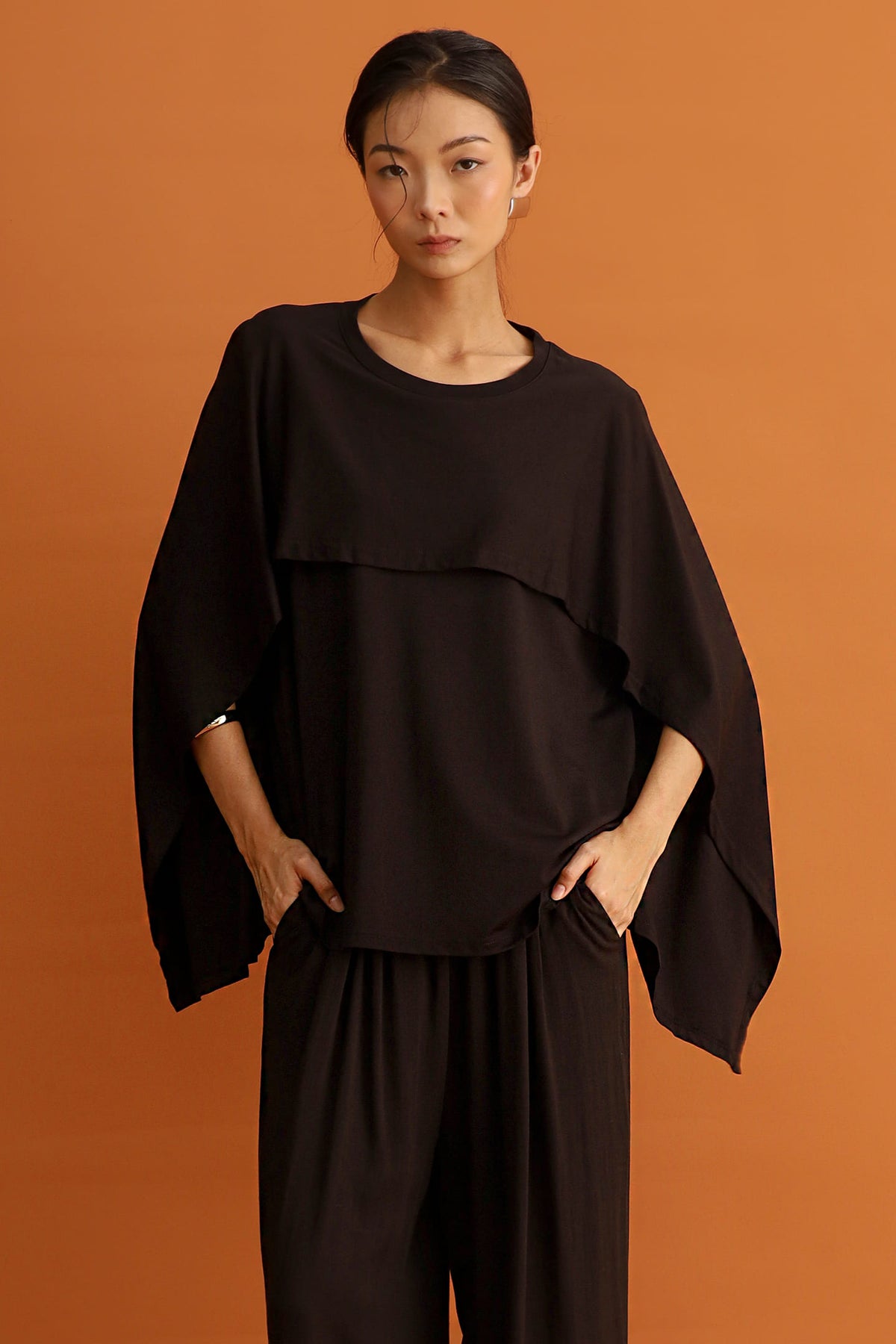 CHOSEN - Ami Cape Top in Black