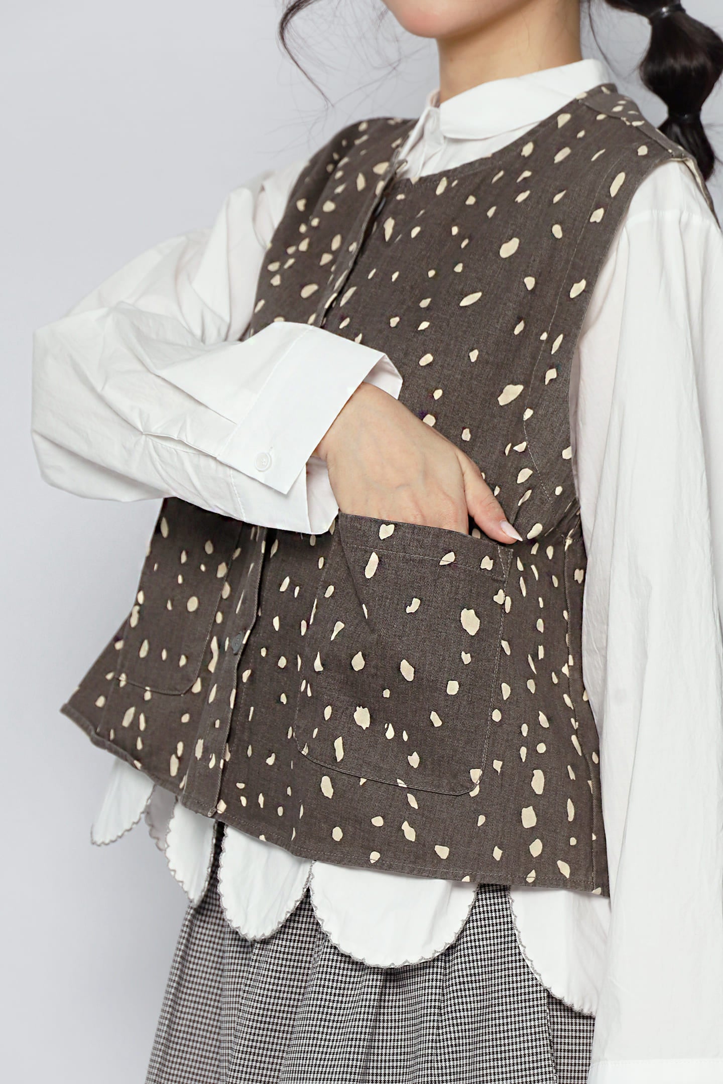 JOY - Kline Abstract Top in Dark Grey