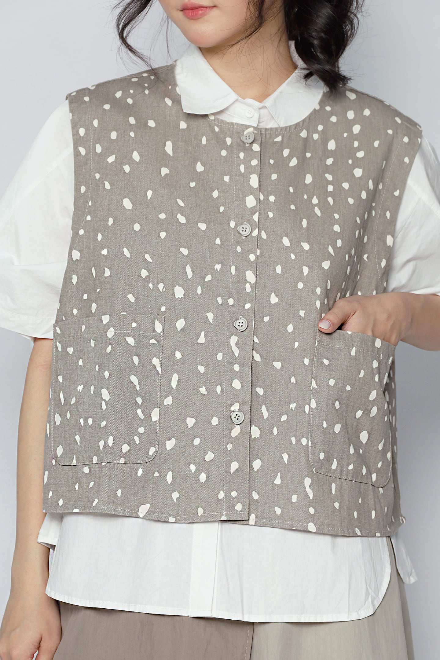 JOY - Kline Abstract Top in Light Grey
