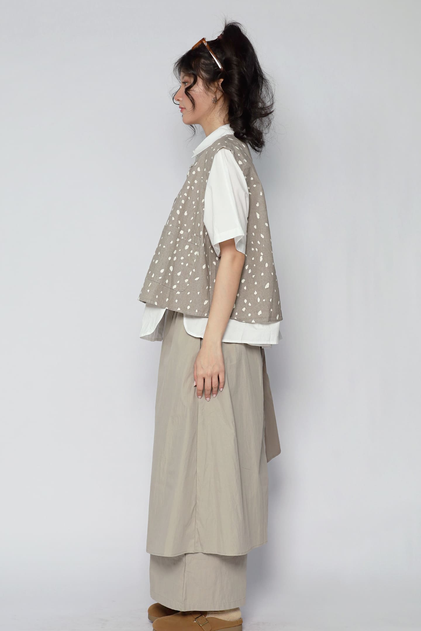 JOY - Kline Abstract Top in Light Grey
