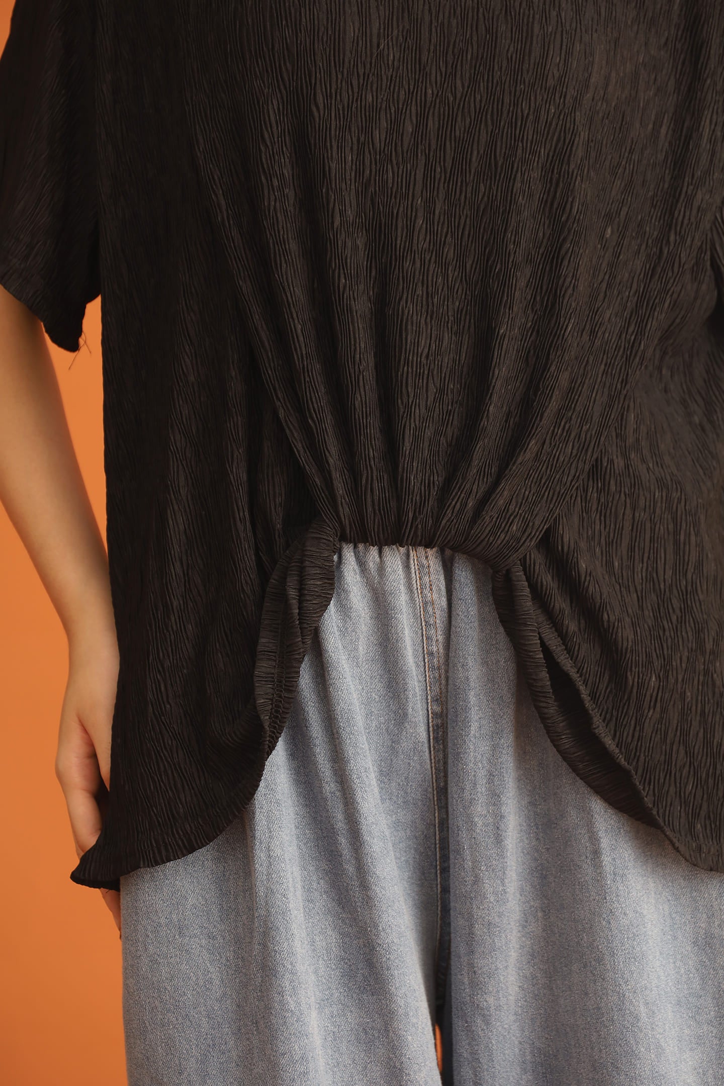 CHOSEN - Kook Top in Black