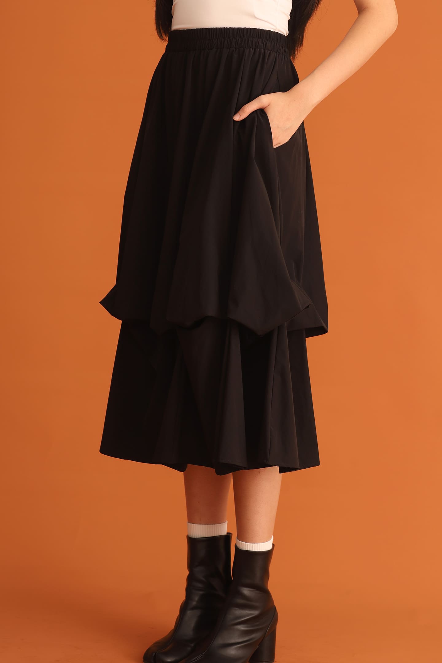 CHOSEN - Kwon Bubble Layered Skirt in Black