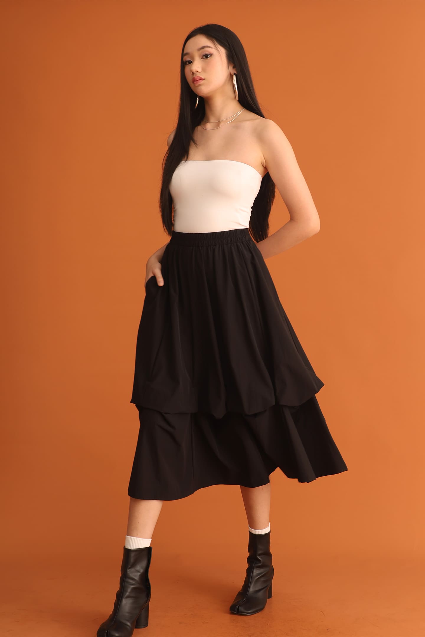 CHOSEN - Kwon Bubble Layered Skirt in Black