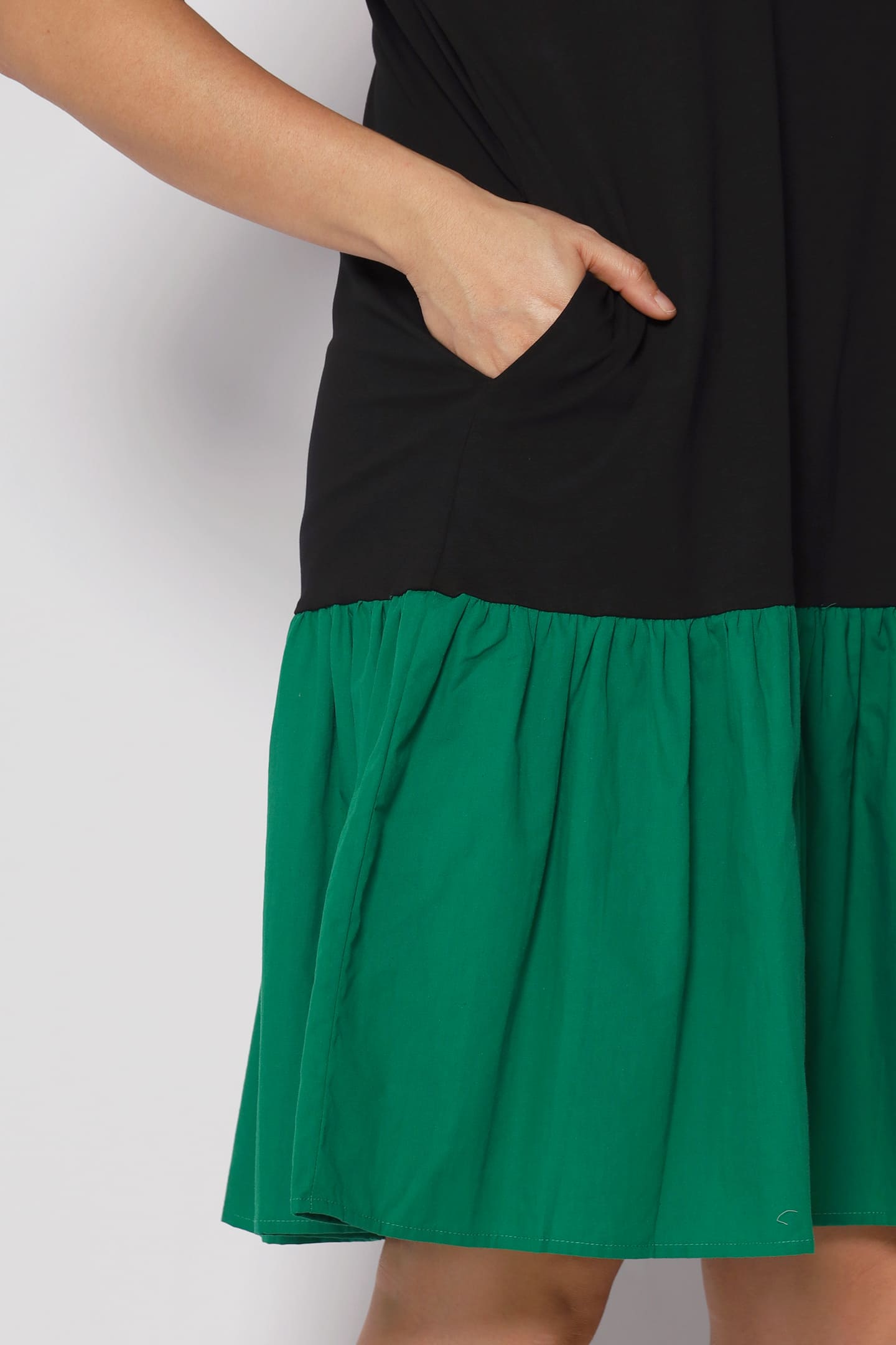 Kyong Colourblock Dress in Green