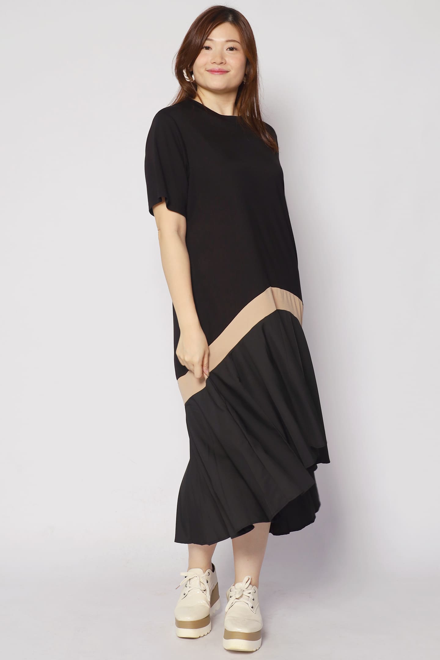 Leigh Colourblock Dress in Black
