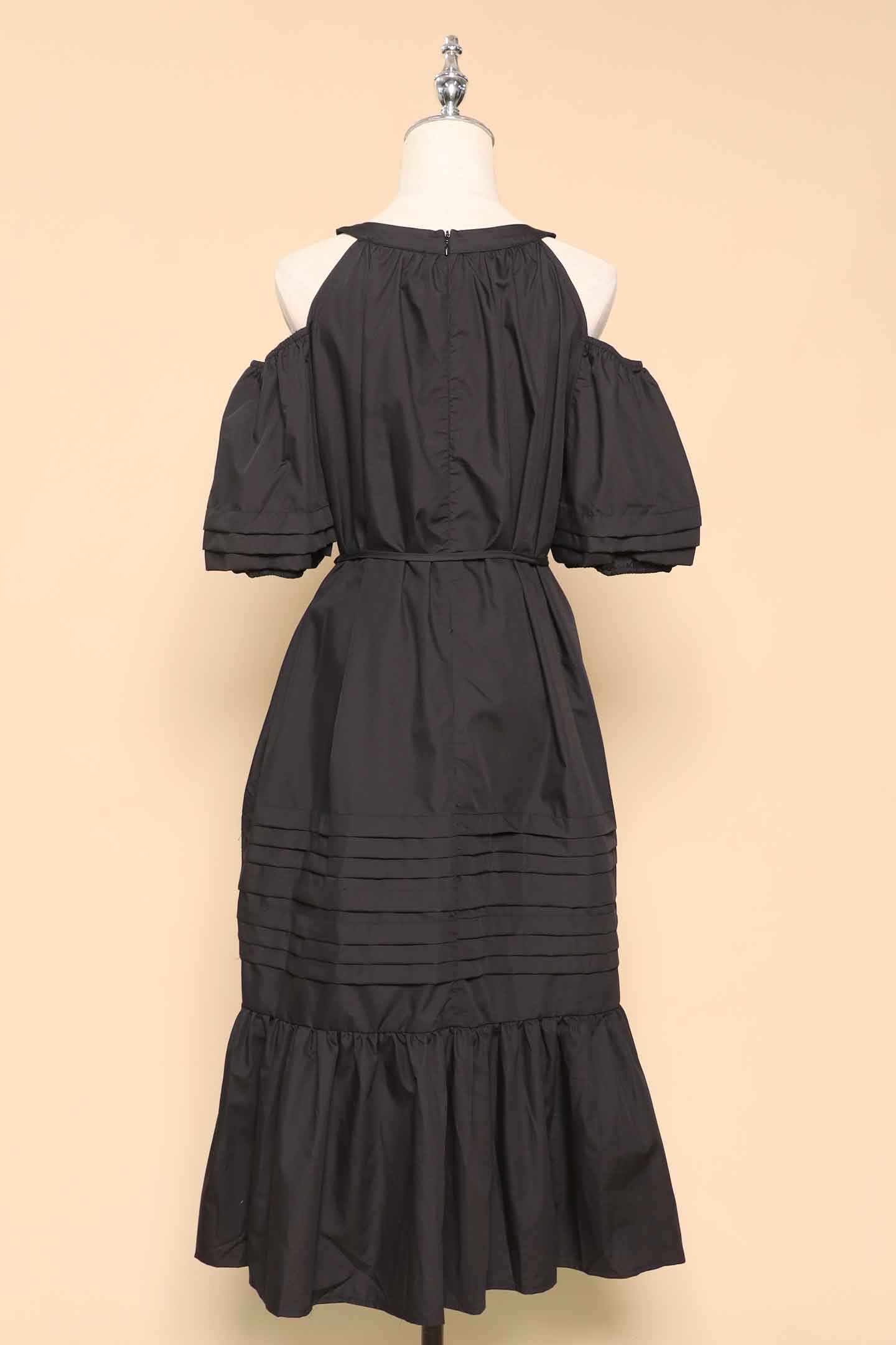 PO - Lindsey Cold Shoulder Dress in Black