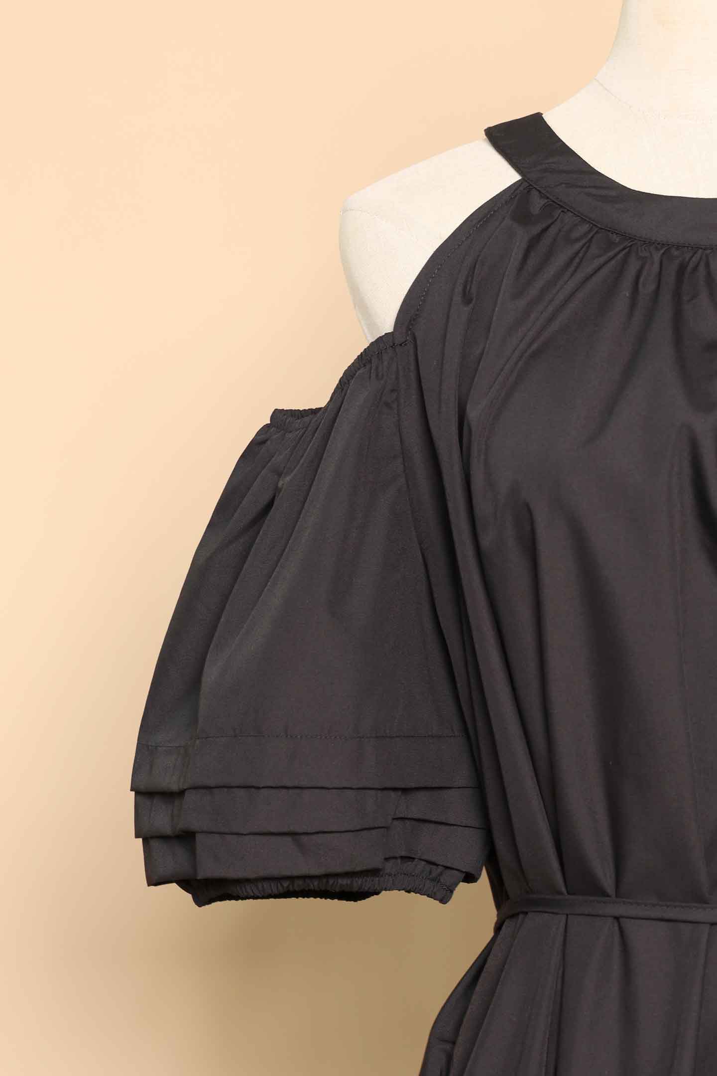 PO - Lindsey Cold Shoulder Dress in Black