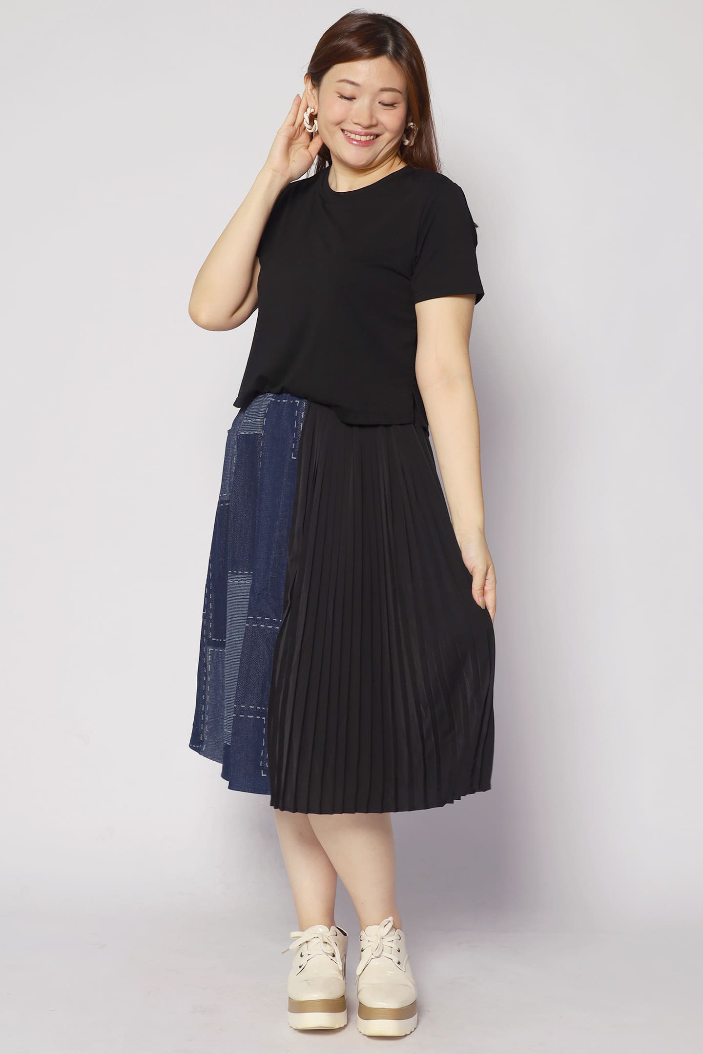 Backorders Lisa Dress in Denim Black