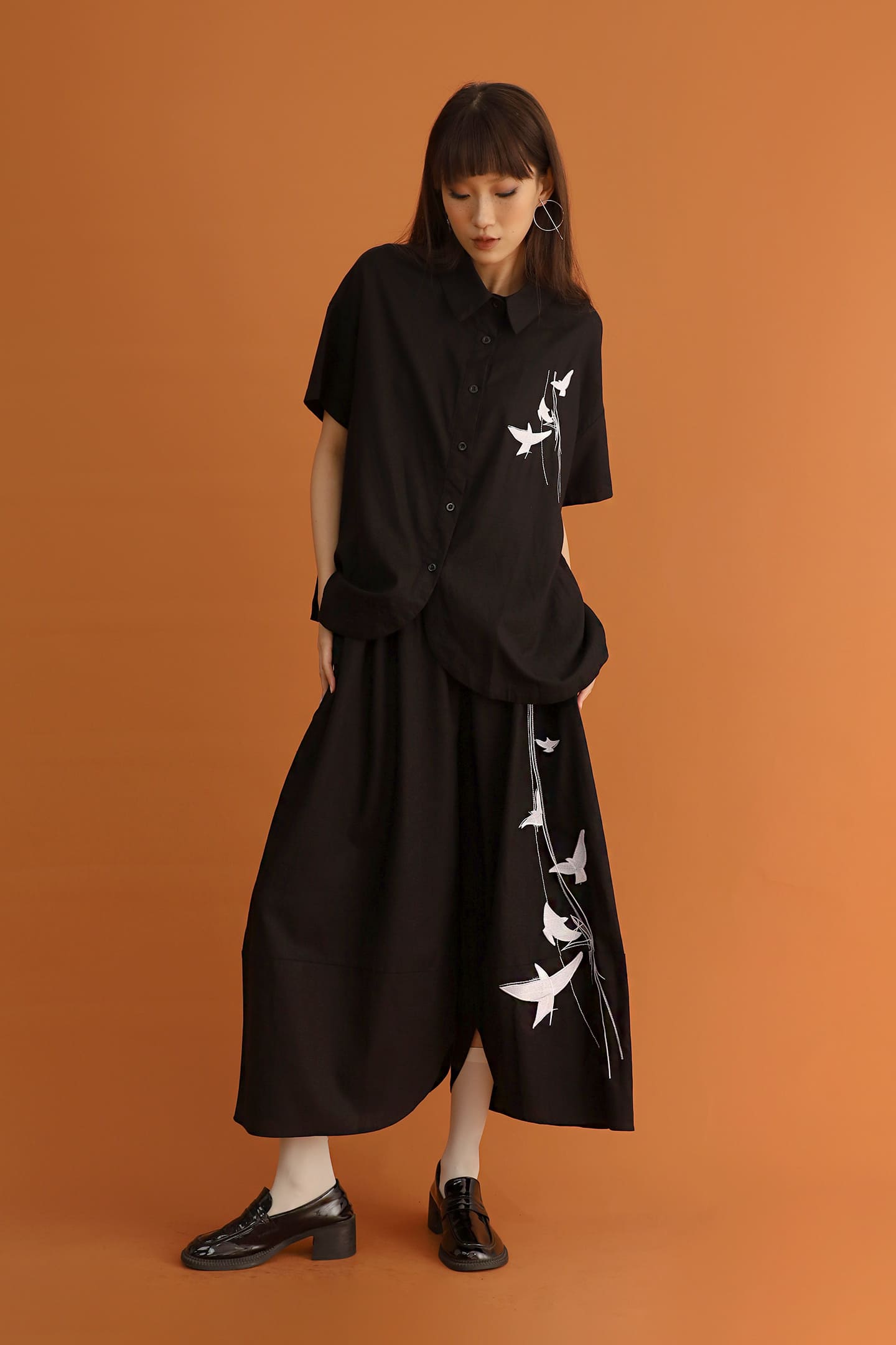 CHOSEN - Lover Dove Embroidered Pants