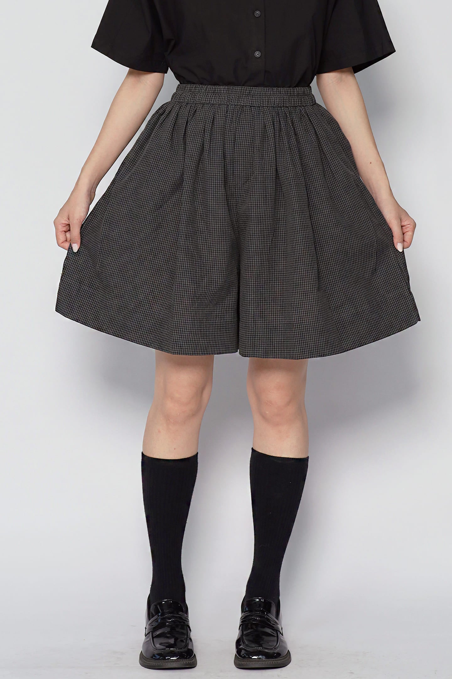 JOY - Lune Checkered Shorts in Dark Grey